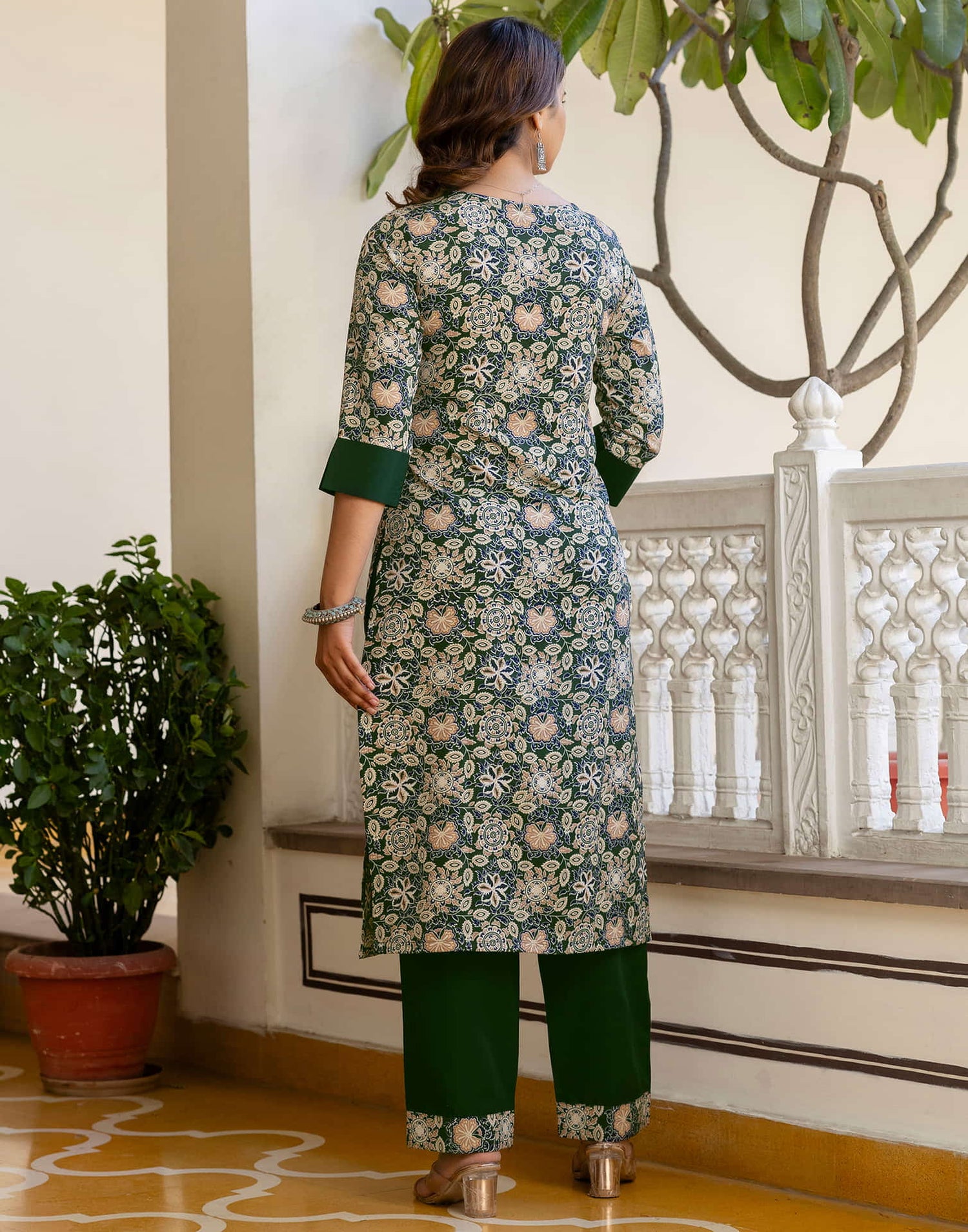 Green Crepe Printed Straight Kurta Set With Dupatta