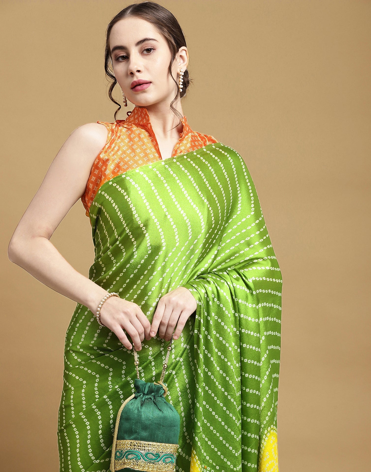 Parrot Green Bandhani Silk Saree | Sudathi