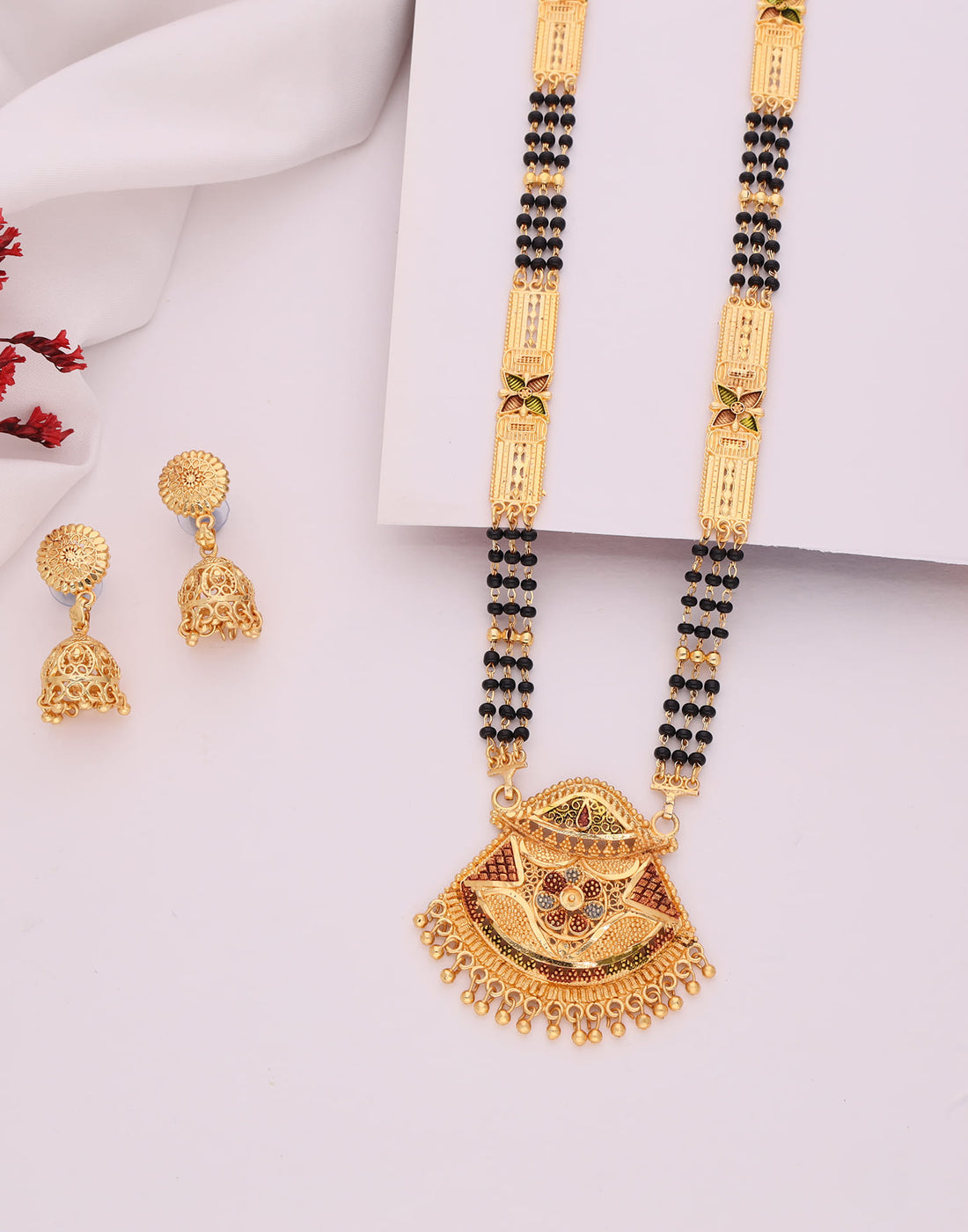 Gold Mangalsutra With Dangle Earring