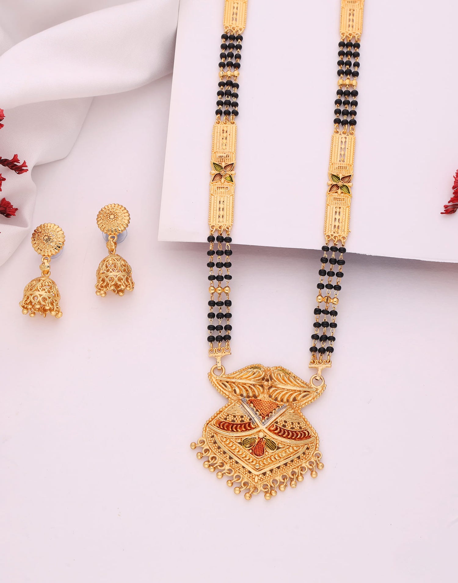 Gold Mangalsutra With Dangle Earring