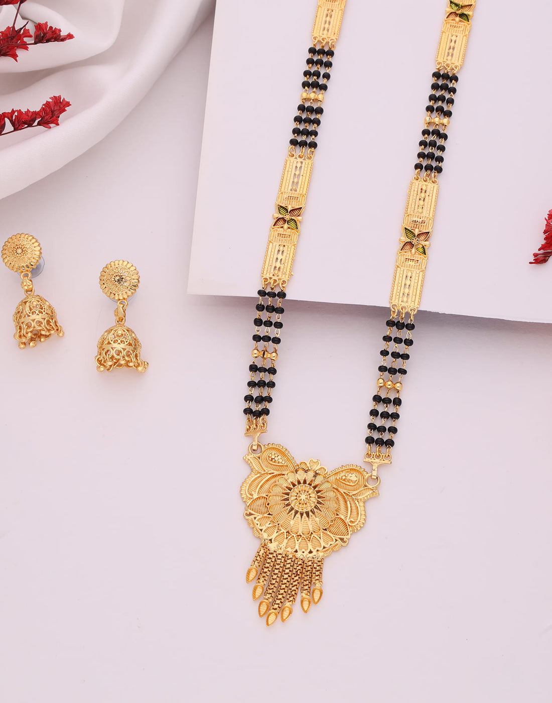 Gold Mangalsutra With Dangle Earring