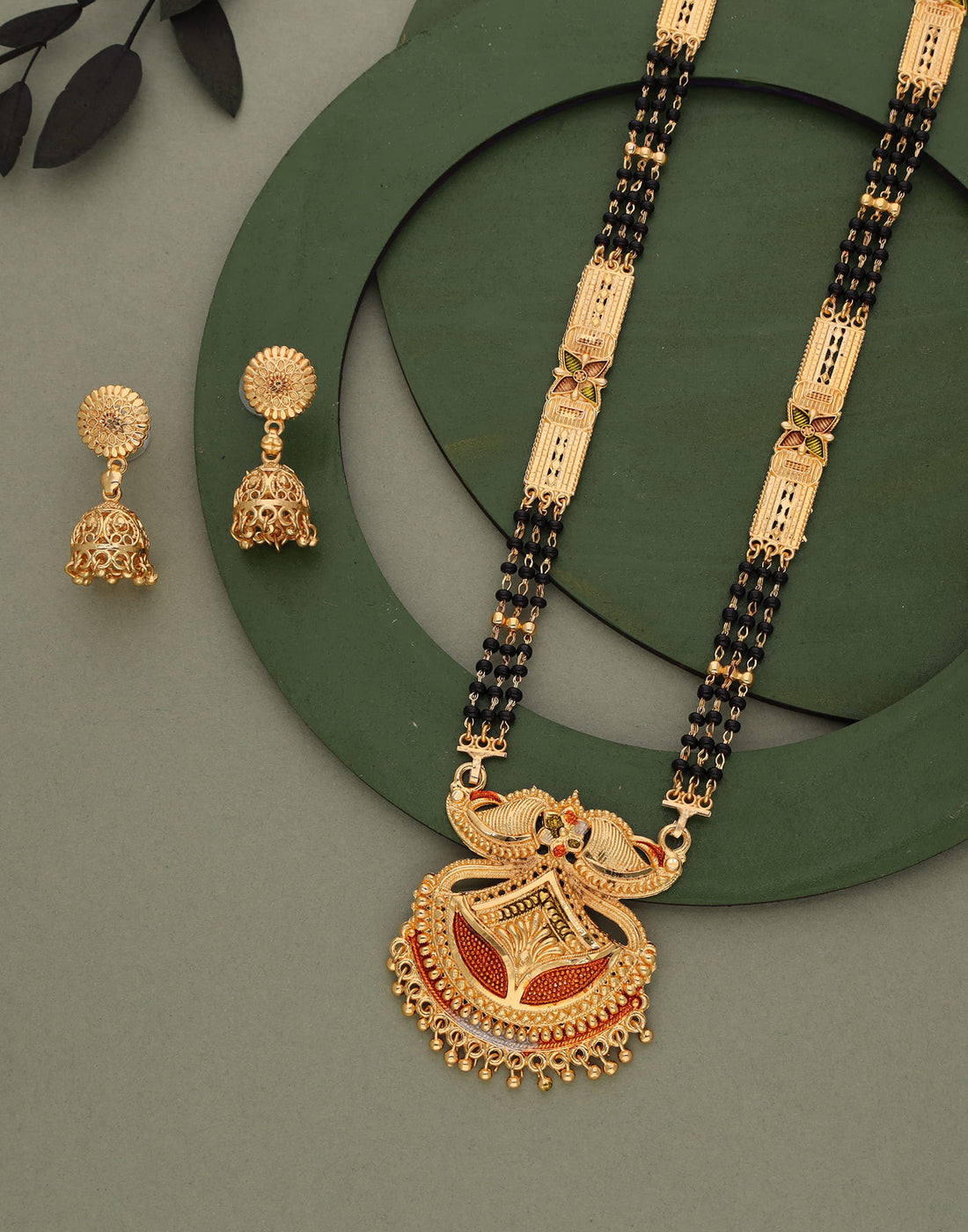 Gold Mangalsutra With Dangle Earring