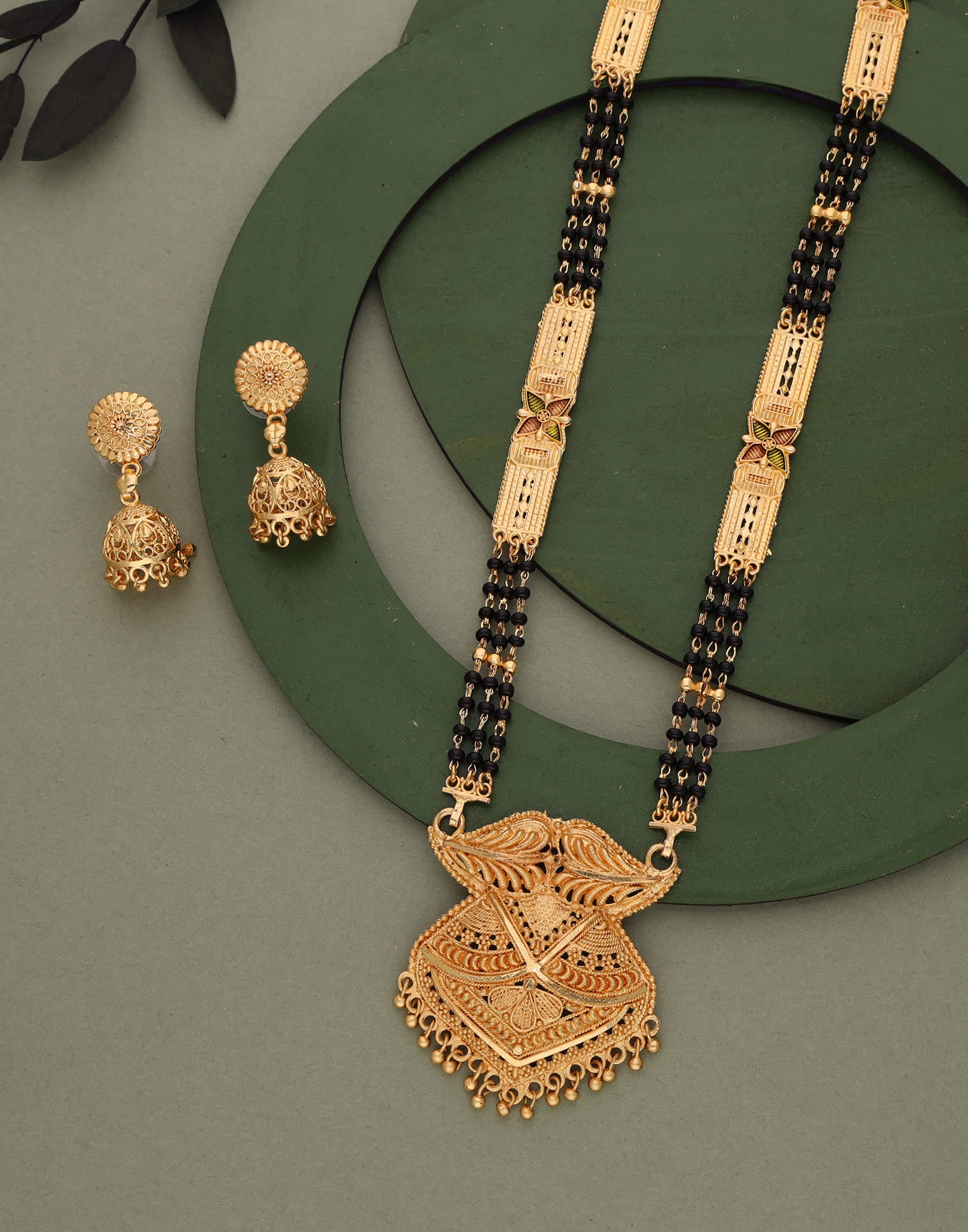 Gold Mangalsutra With Dangle Earring