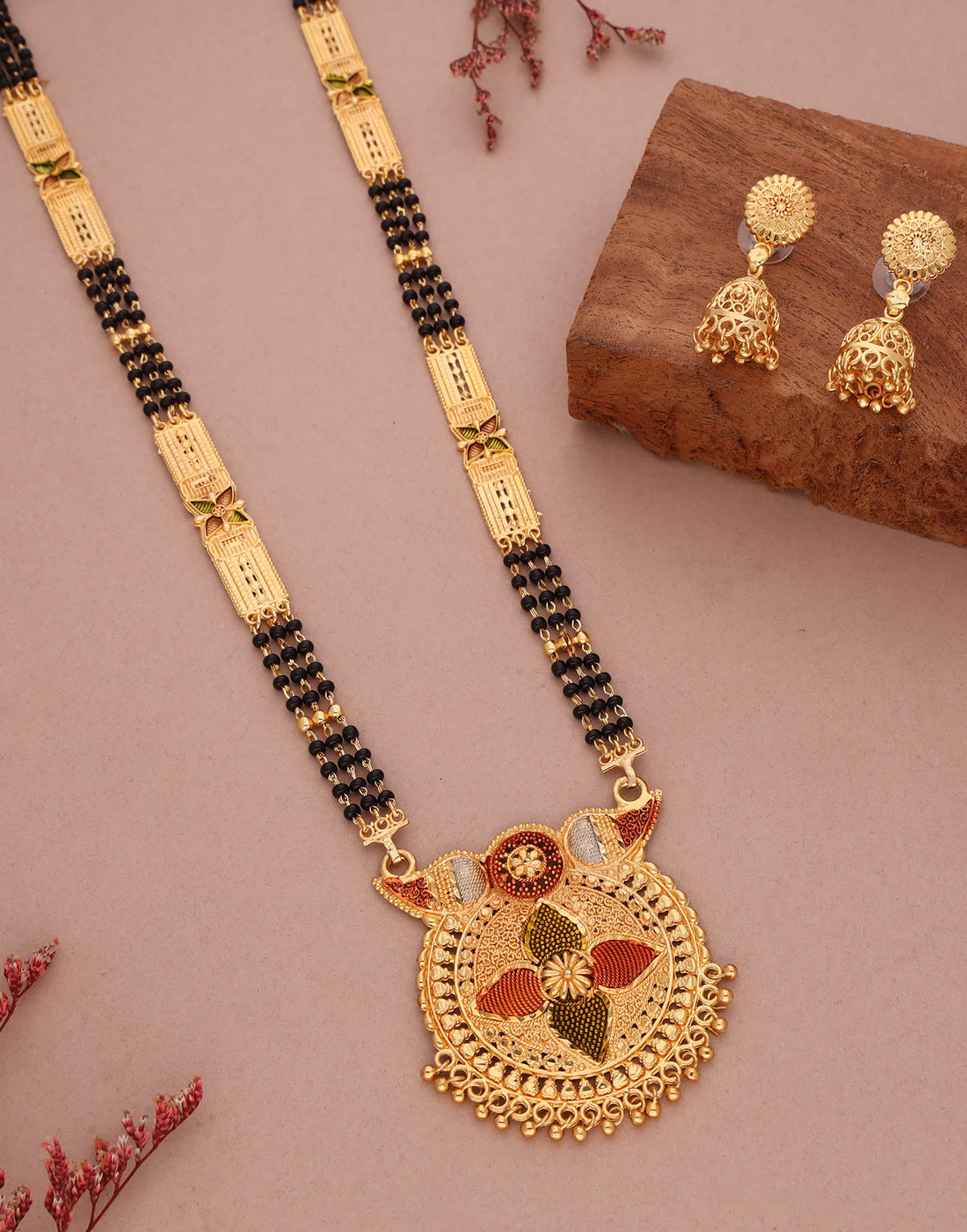 Gold Mangalsutra With Dangle Earring