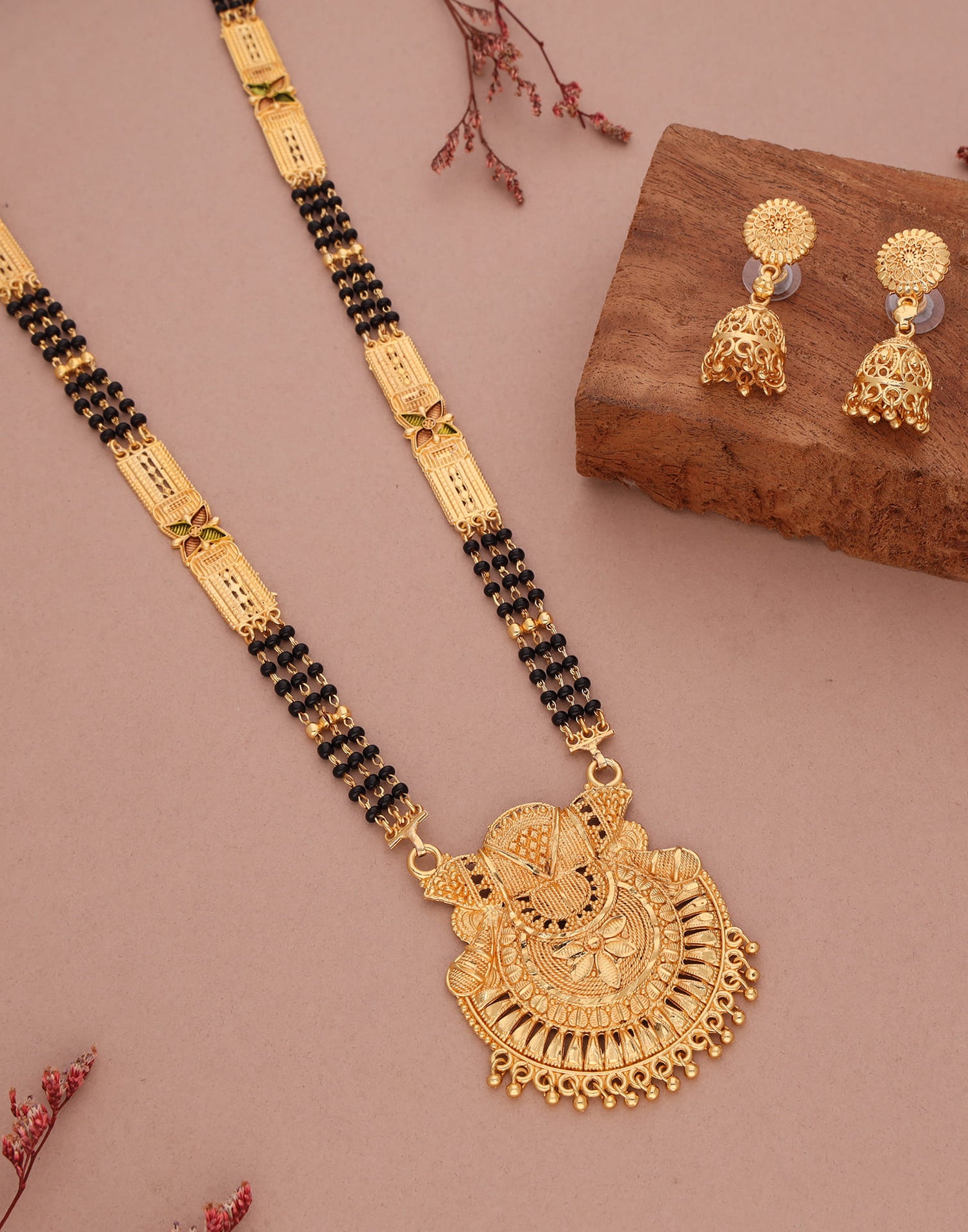 Gold Mangalsutra With Dangle Earring