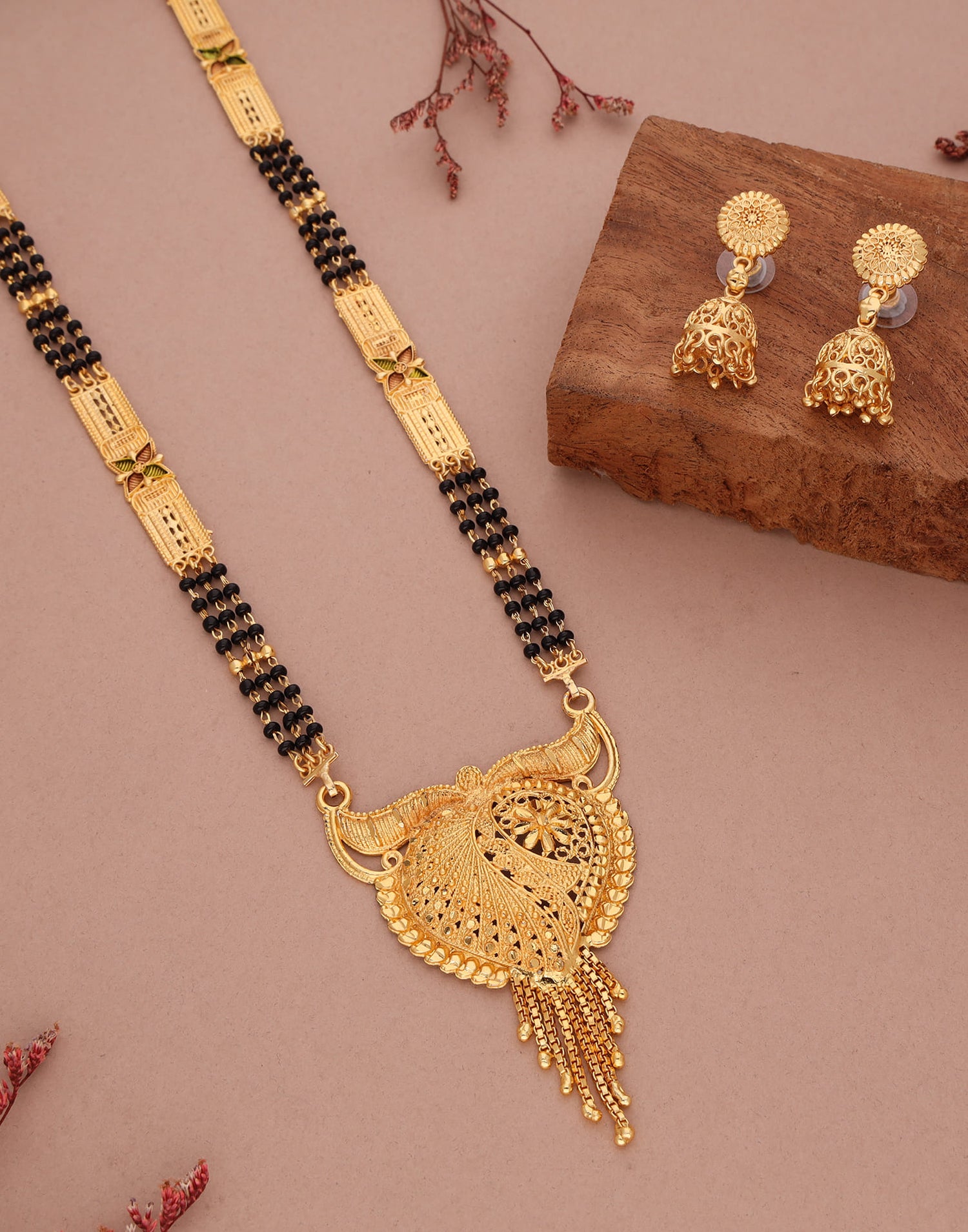 Gold Mangalsutra With Dangle Earring