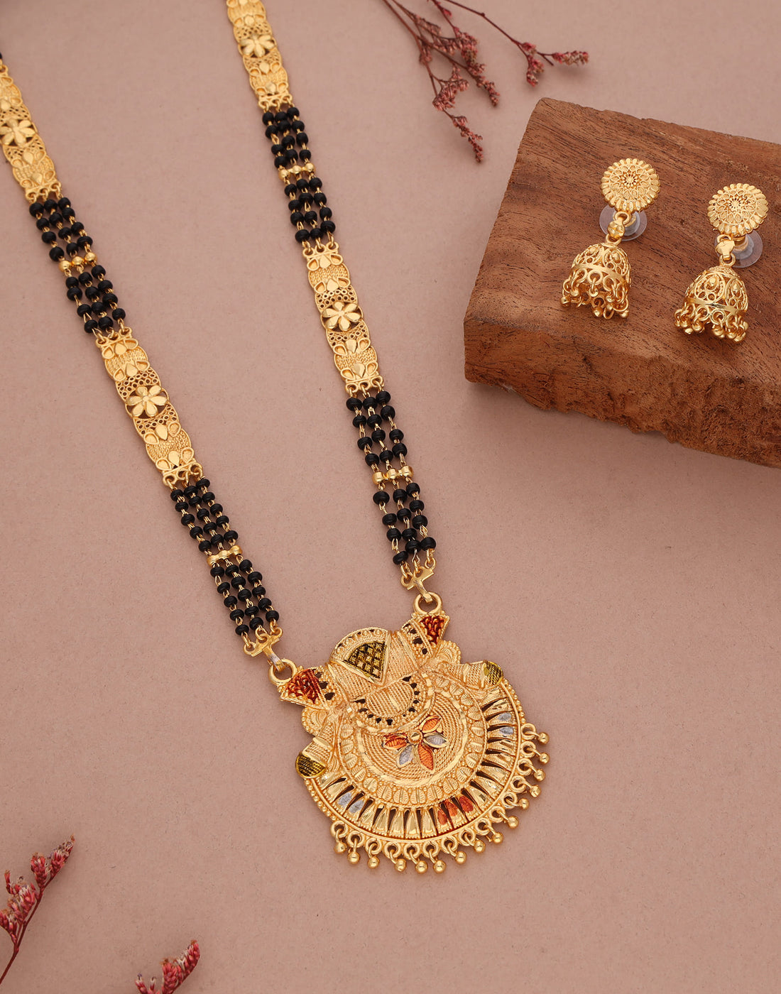 Gold Mangalsutra With Dangle Earring