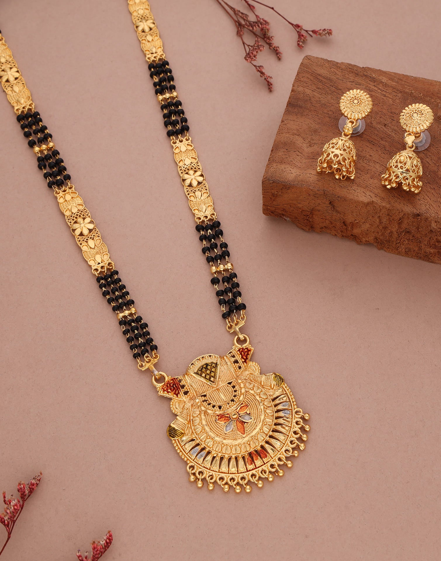 Gold Mangalsutra With Dangle Earring