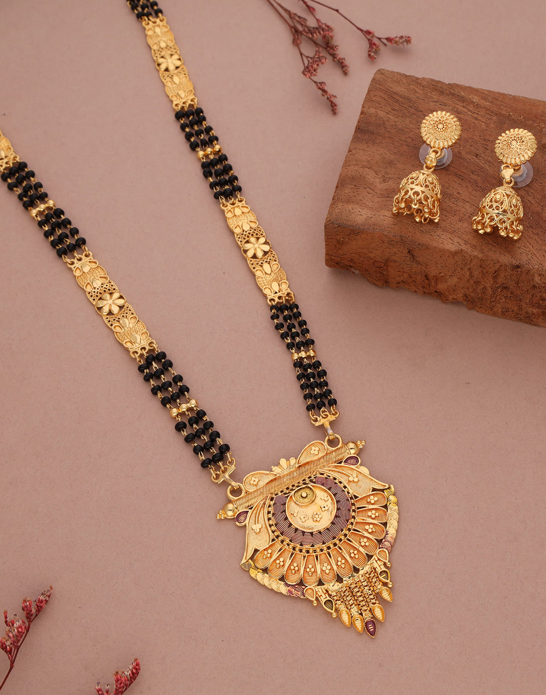 Gold Mangalsutra With Dangle Earring