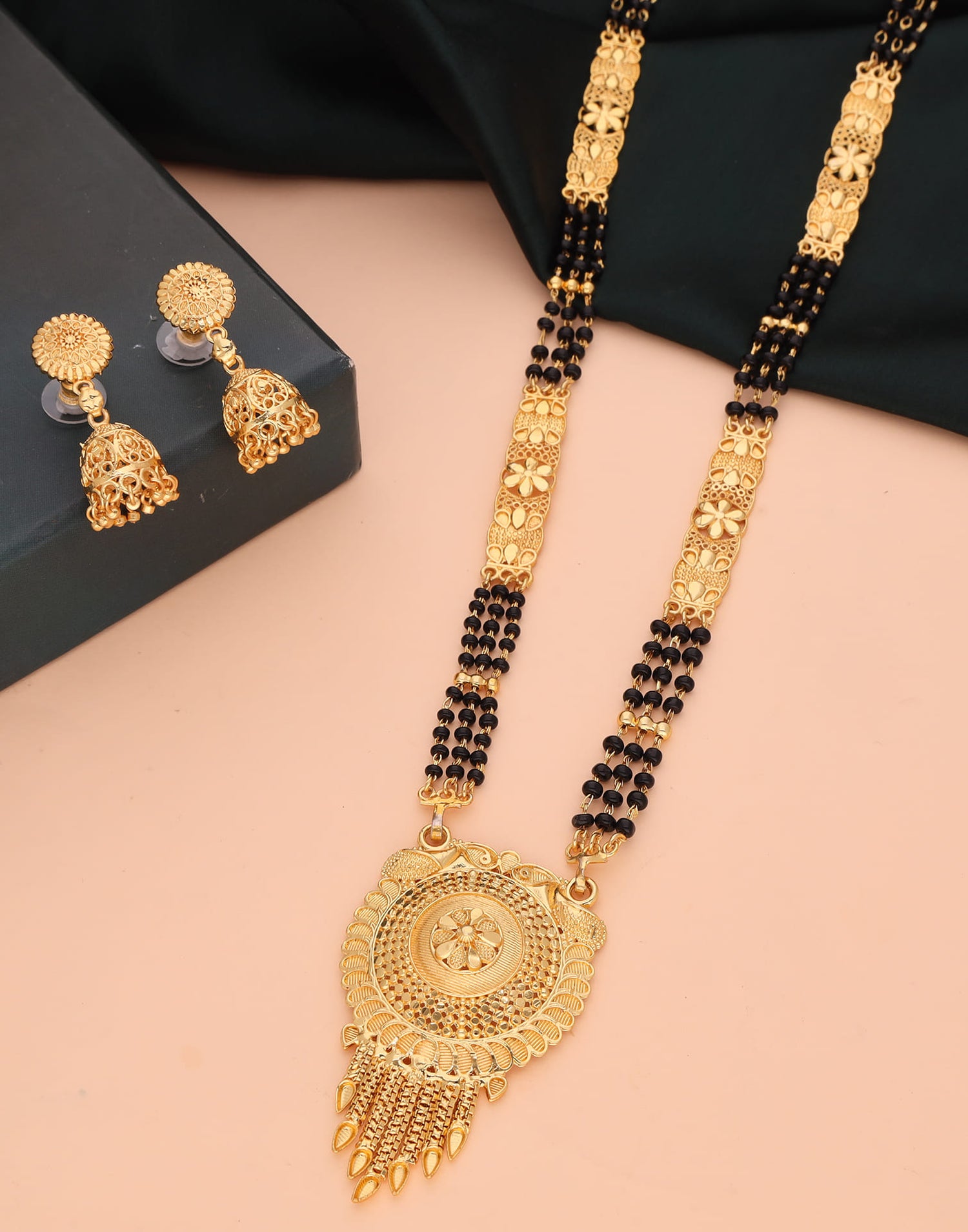 Gold Mangalsutra With Dangle Earring