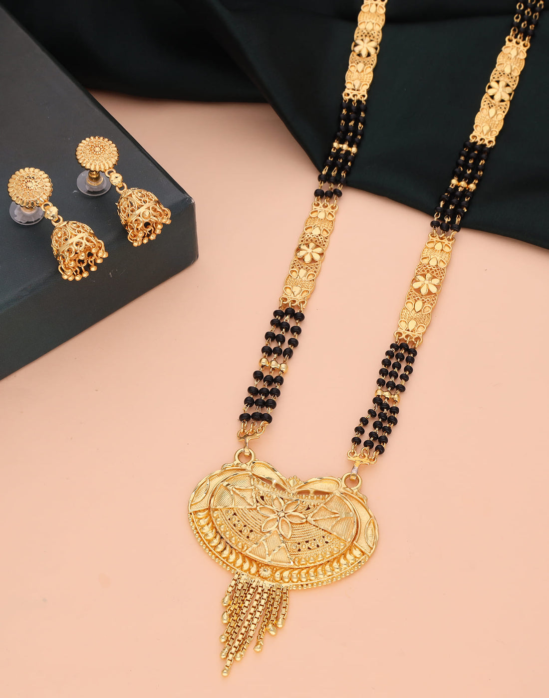 Gold Mangalsutra With Dangle Earring