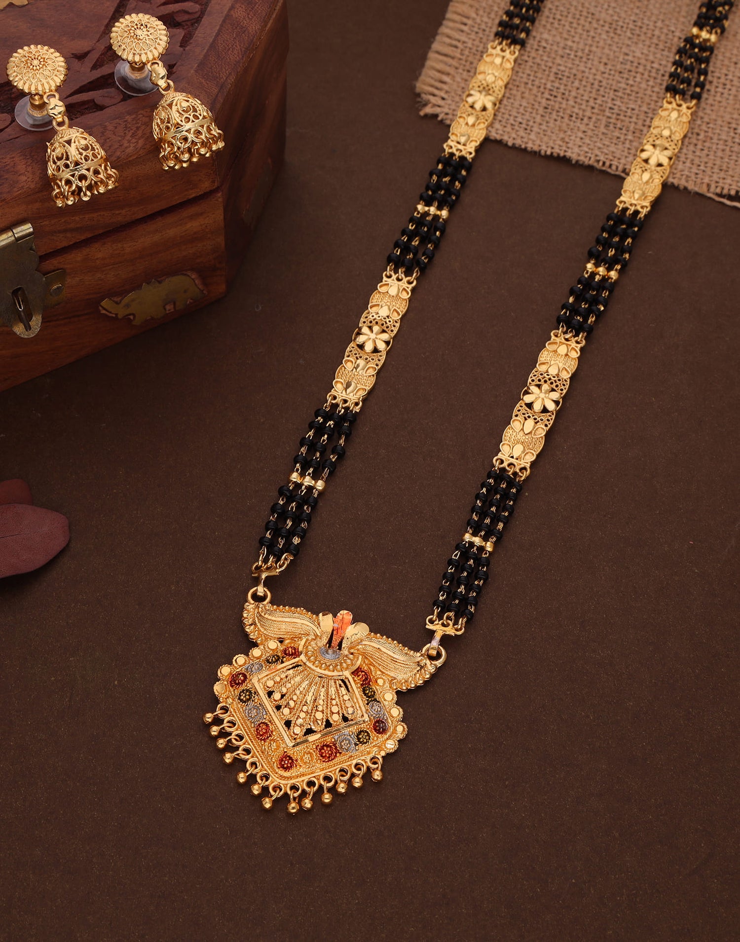 Gold Mangalsutra With Dangle Earring