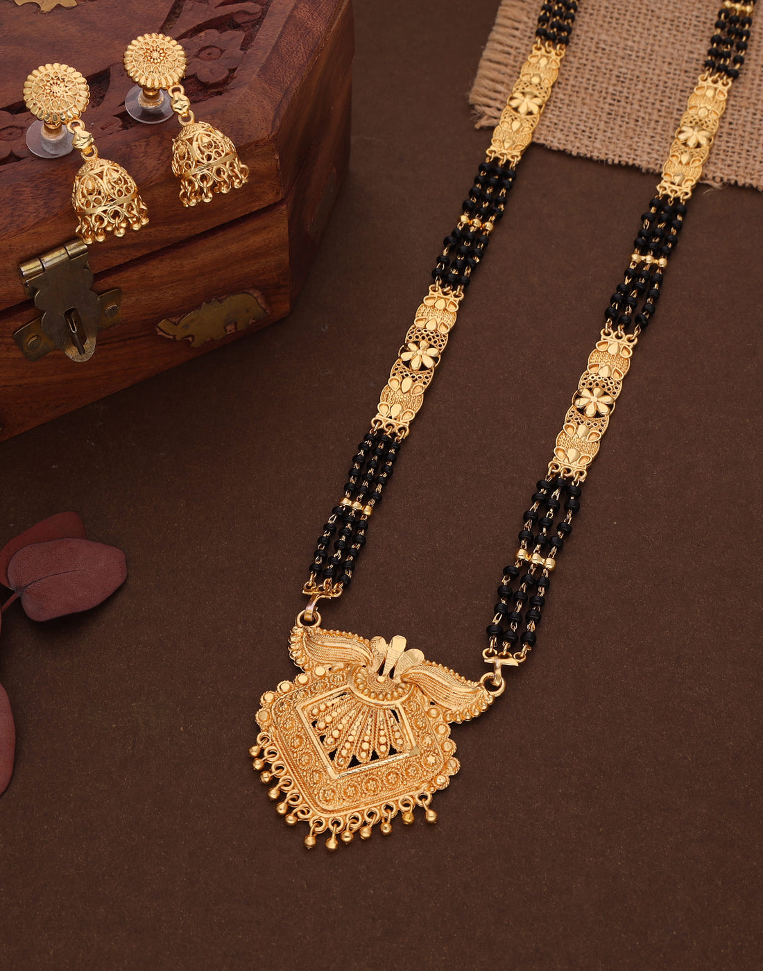 Gold Mangalsutra With Dangle Earring