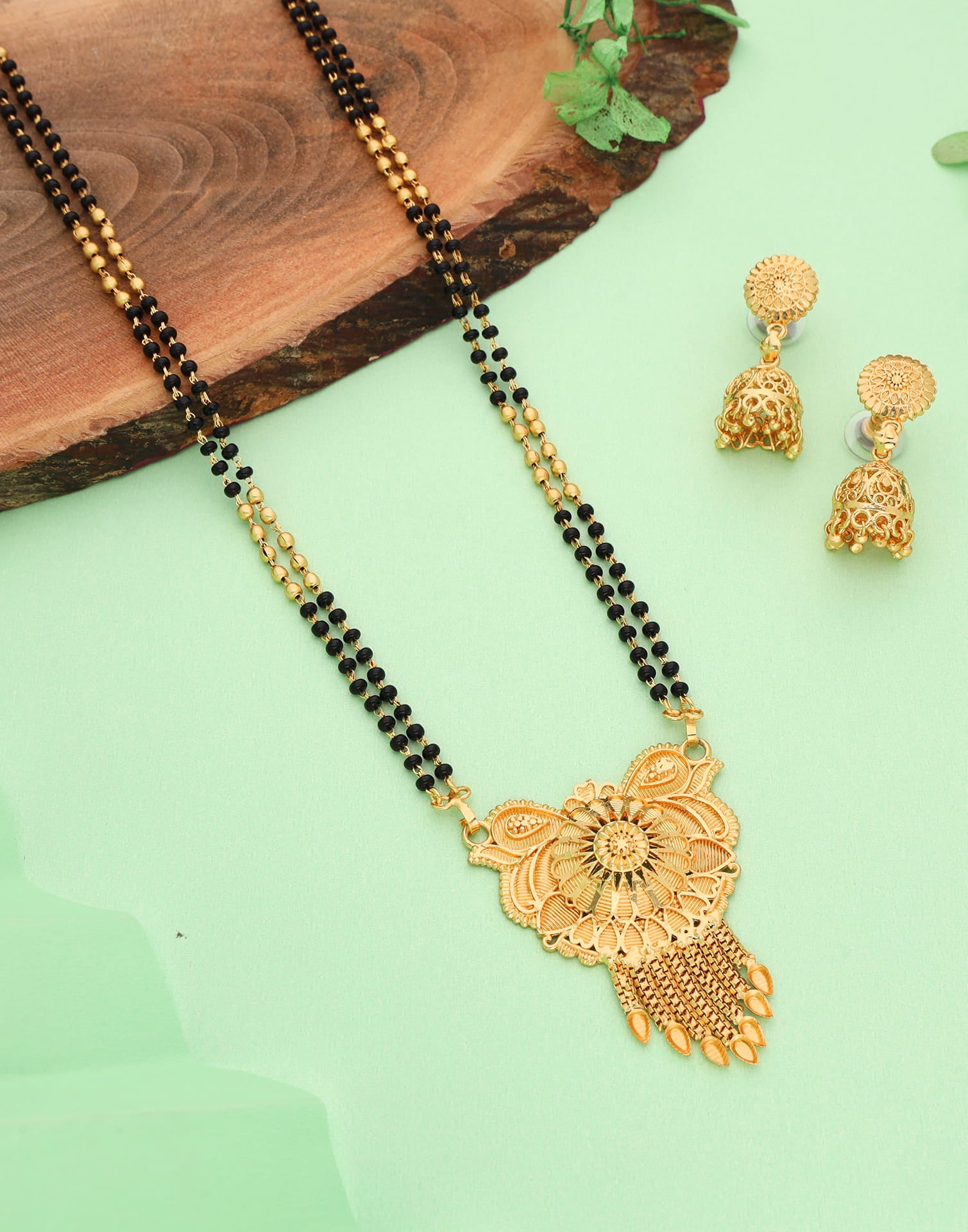 Gold Mangalsutra With Dangle Earring