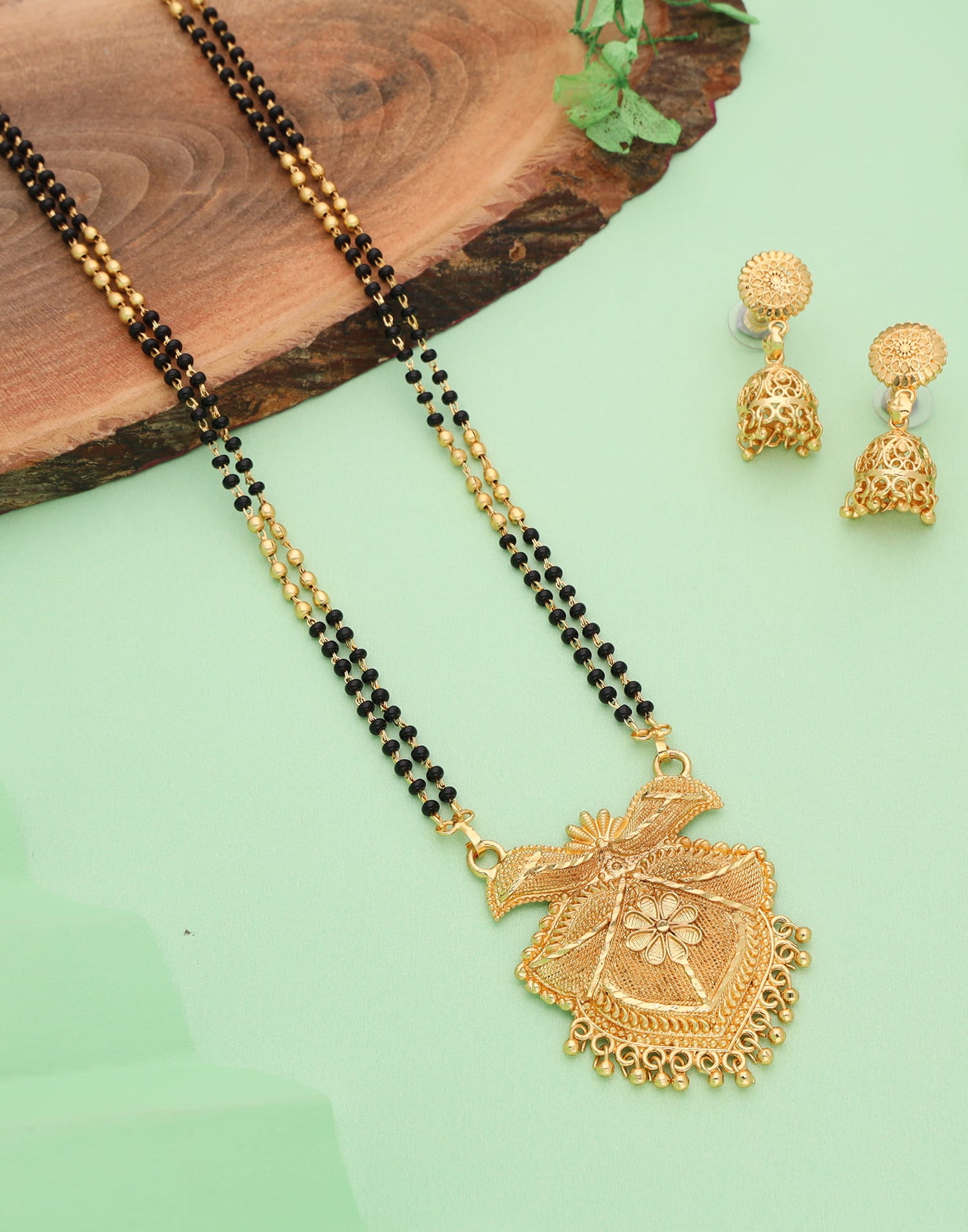 Gold Mangalsutra With Dangle Earring