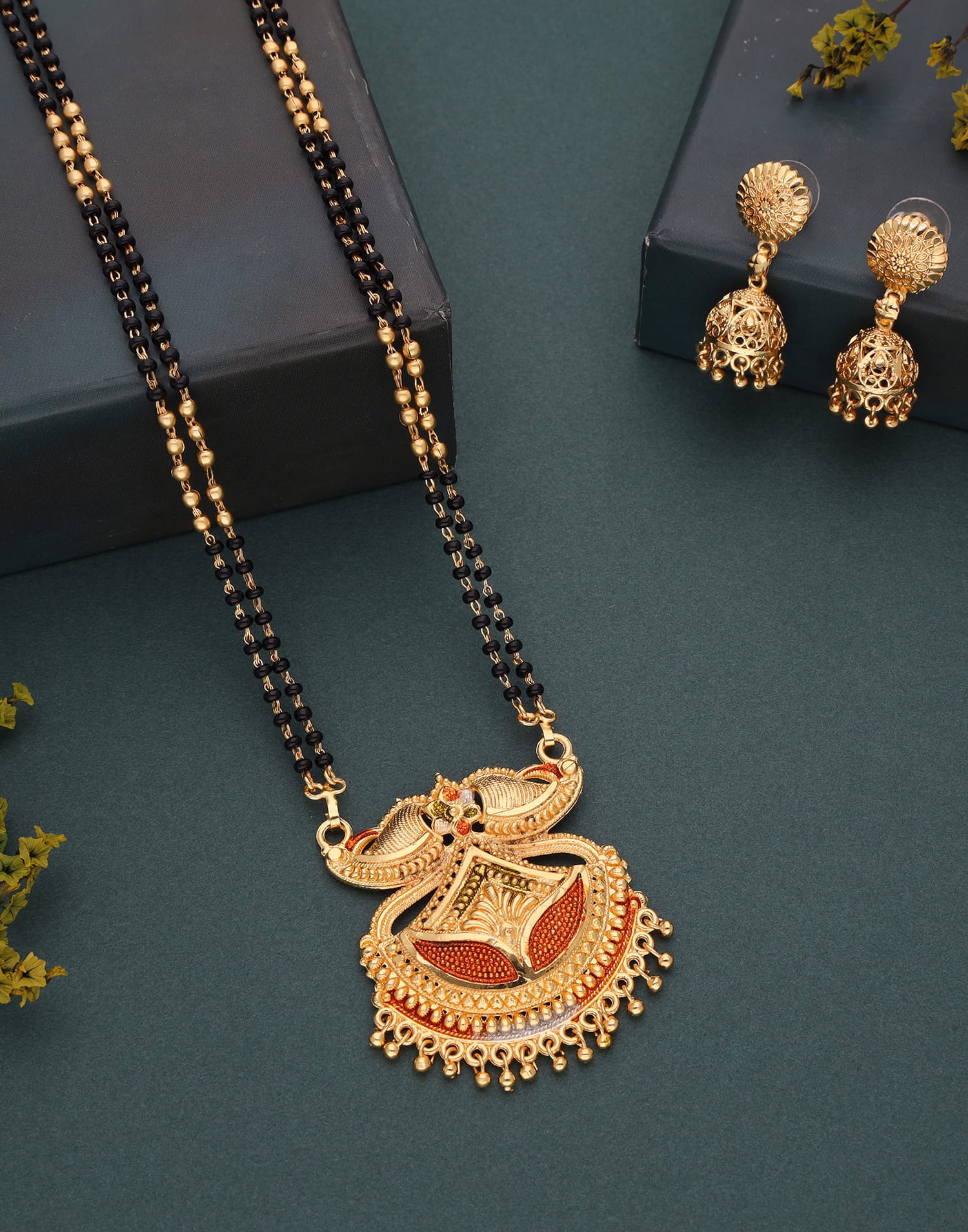 Gold Mangalsutra With Dangle Earring