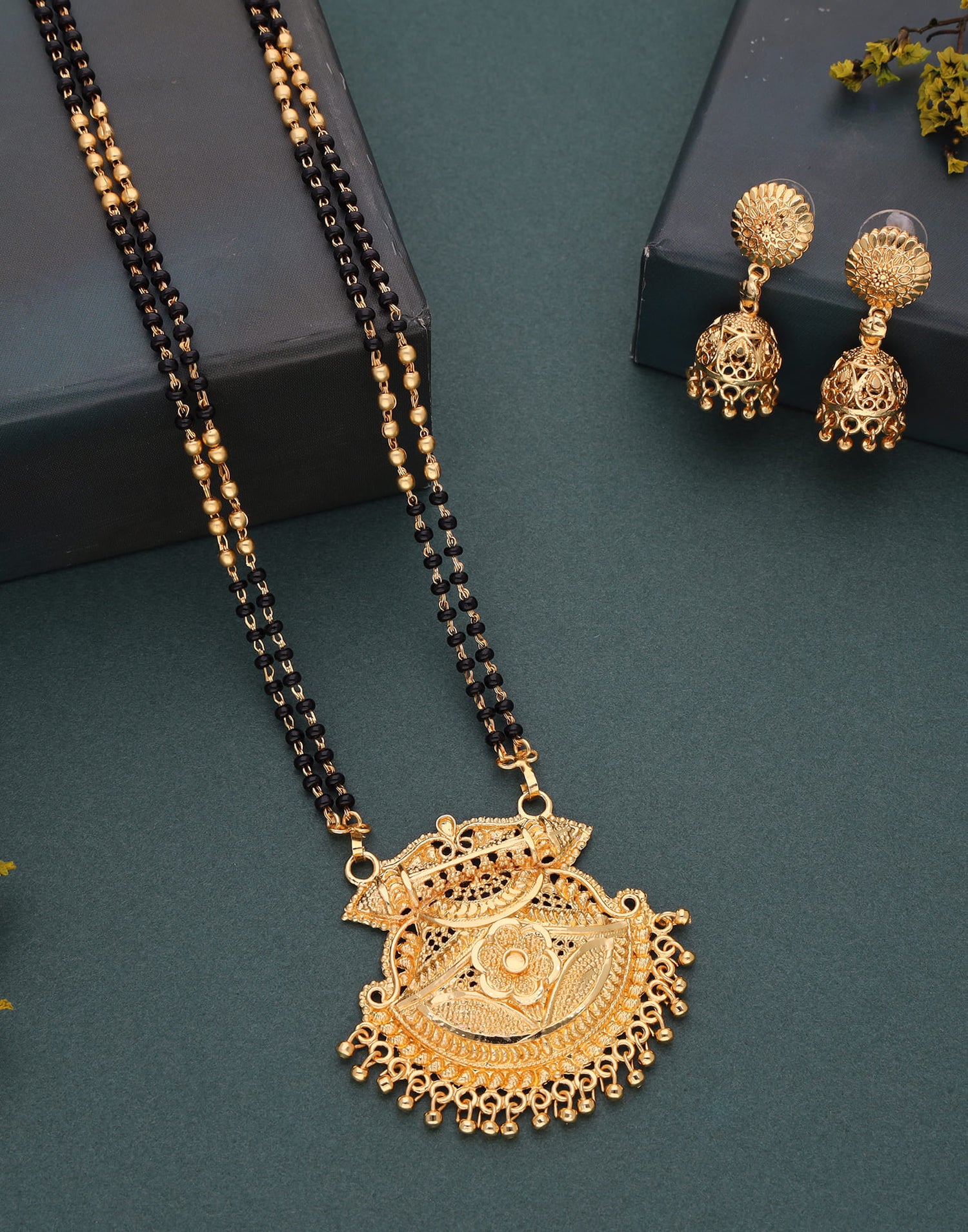 Gold Mangalsutra With Dangle Earring