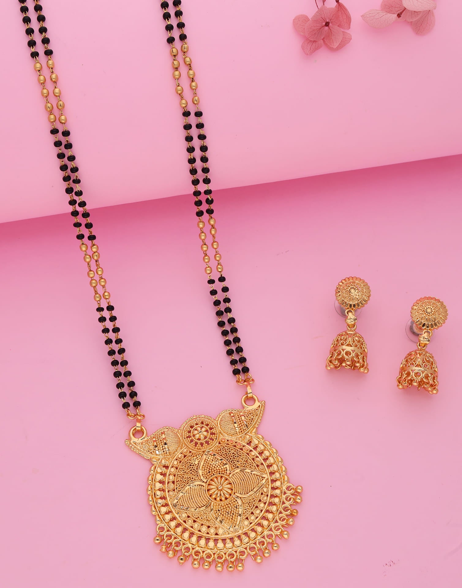 Gold Mangalsutra With Dangle Earring