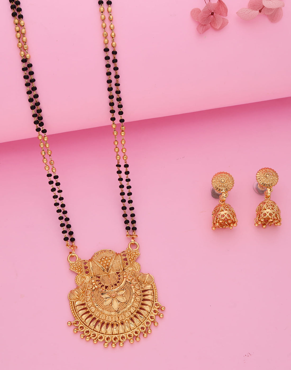 Gold Mangalsutra With Dangle Earring