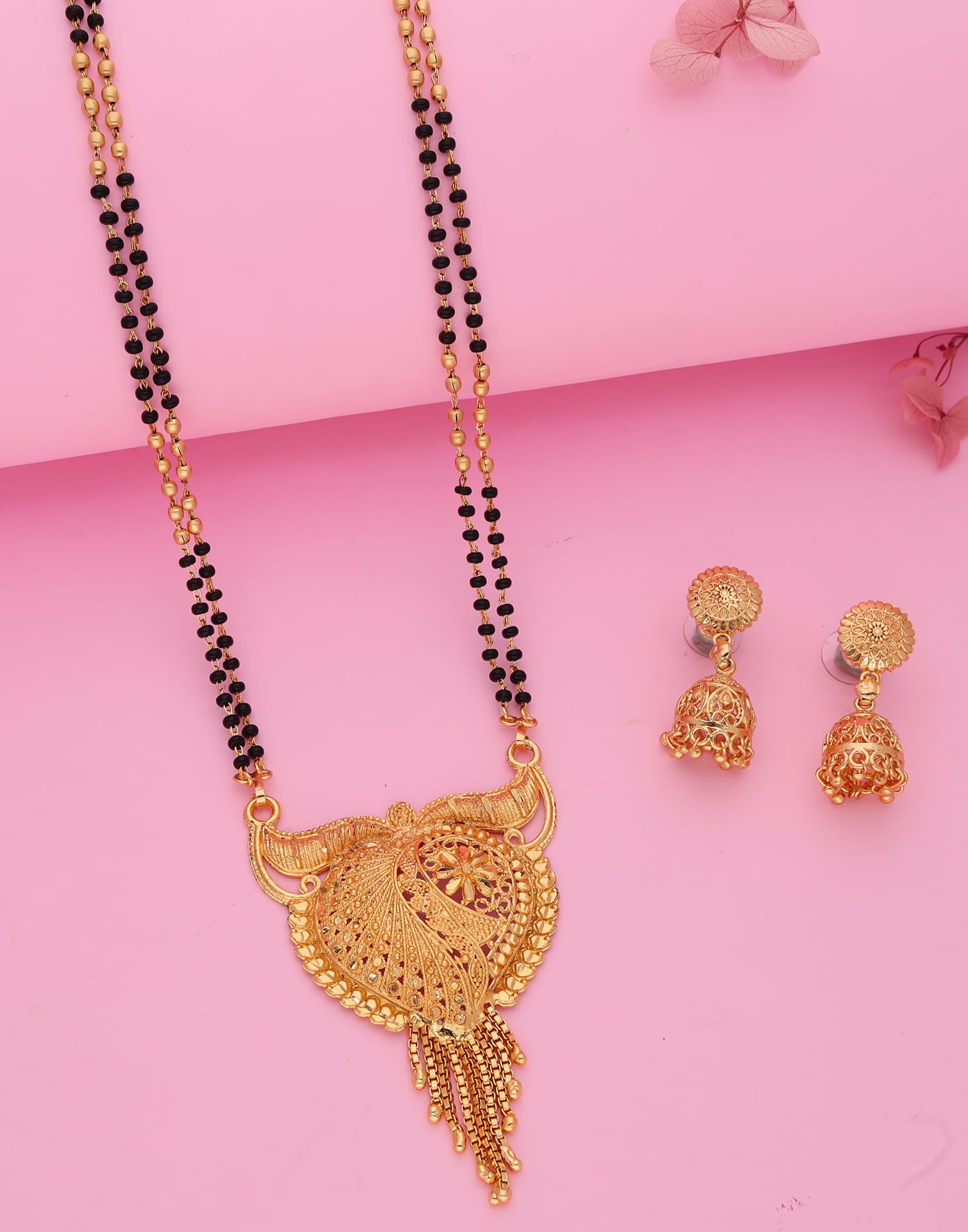 Gold Mangalsutra With Dangle Earring