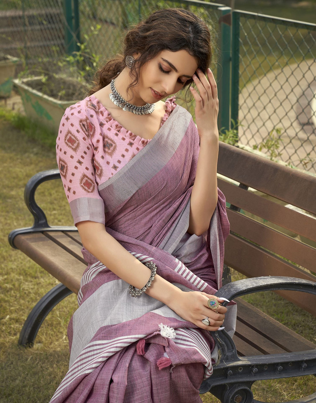 Light Pink Self Woven Cotton Saree | Leemboodi