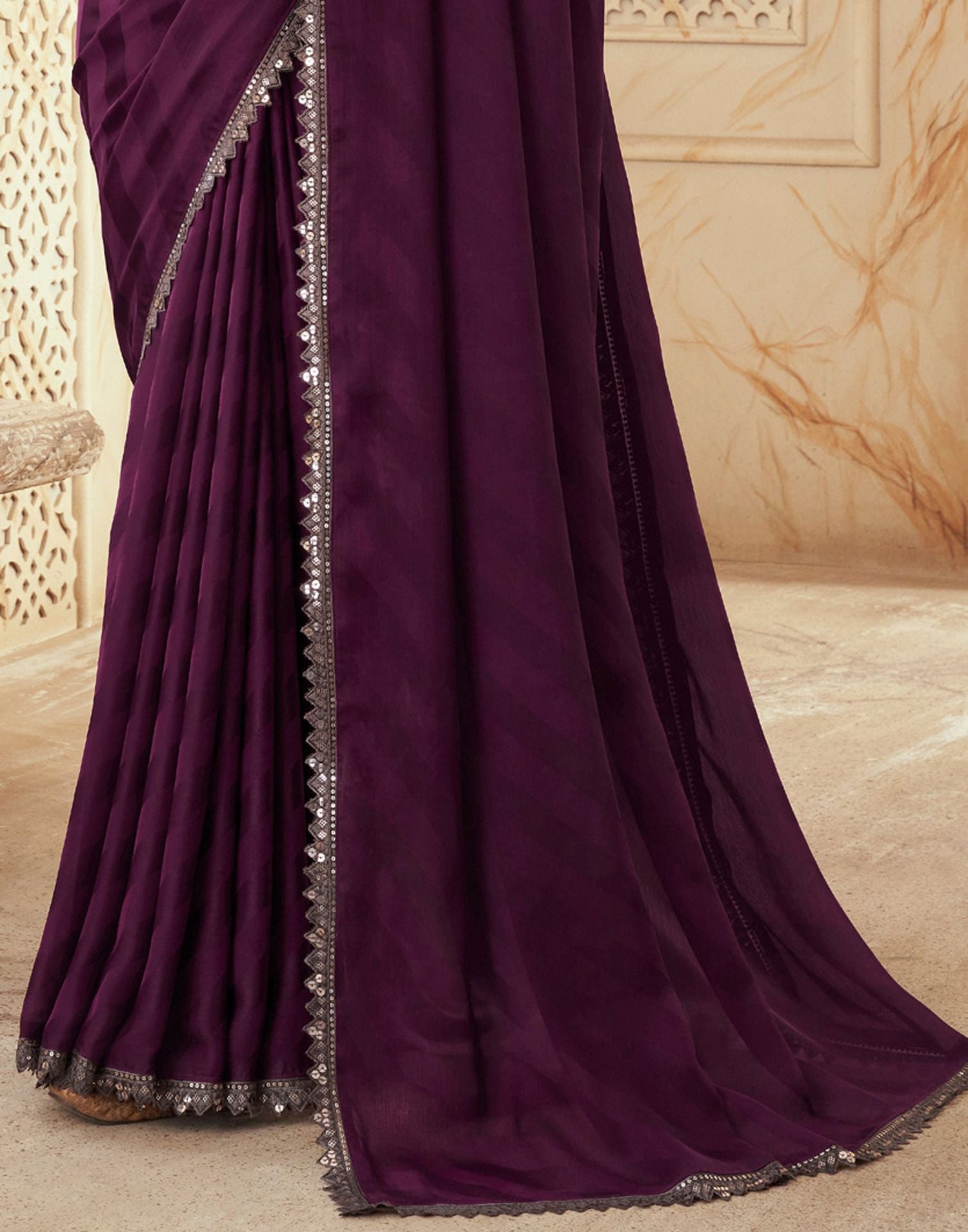 Wine Chiffon Plain Woven Saree | Leemboodi