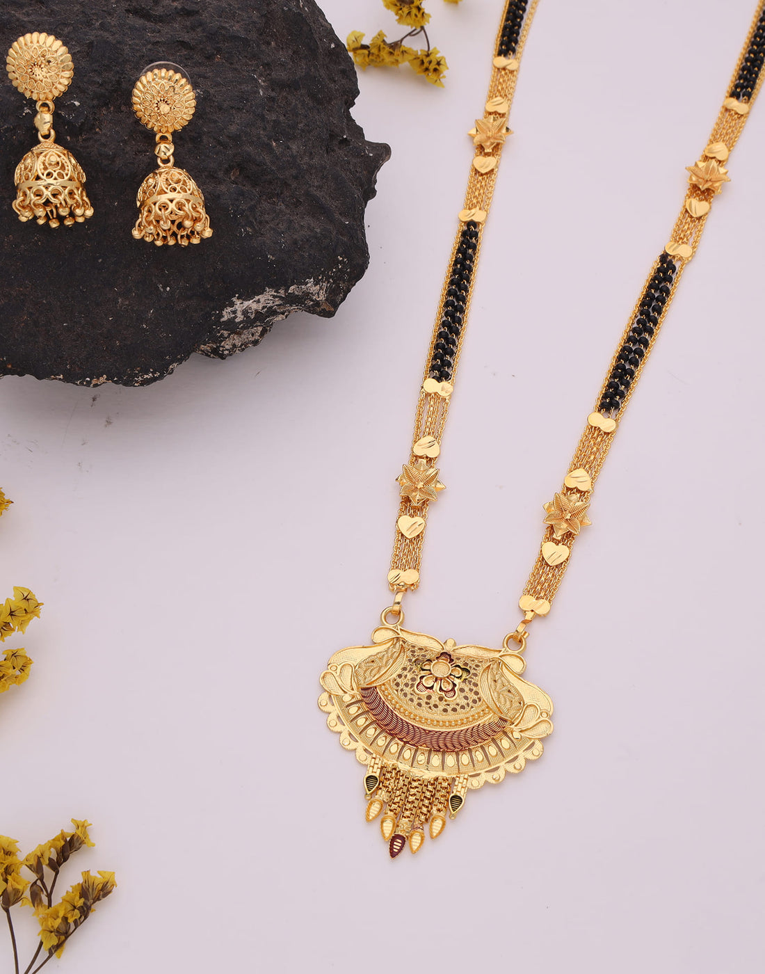 Gold Mangalsutra With Dangle Earring