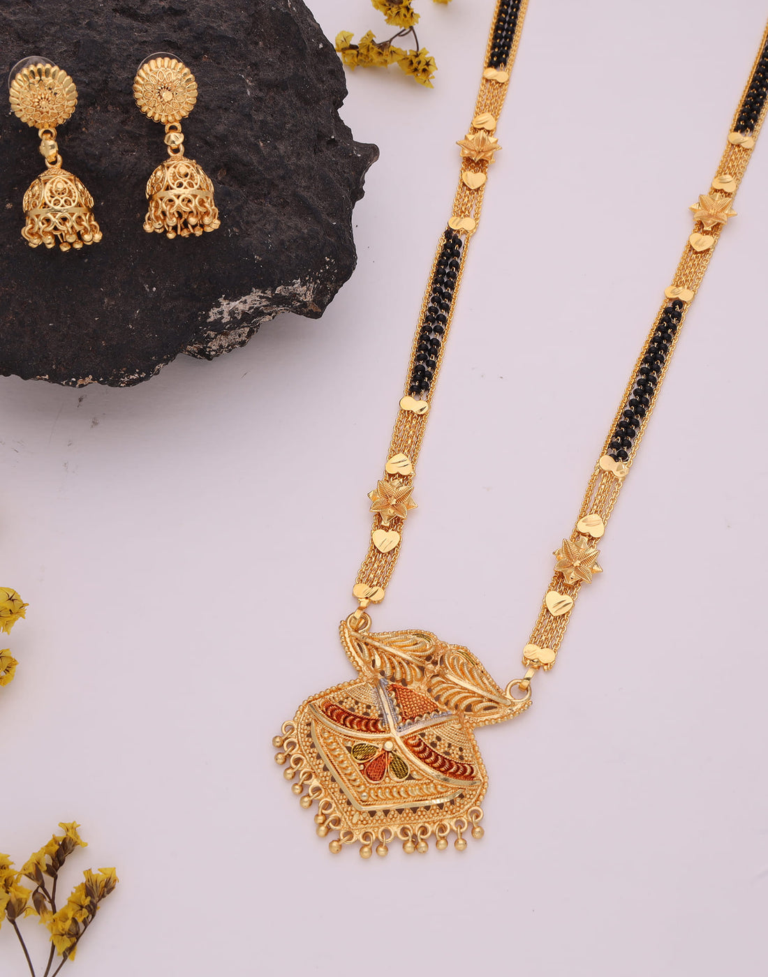 Gold Mangalsutra With Dangle Earring