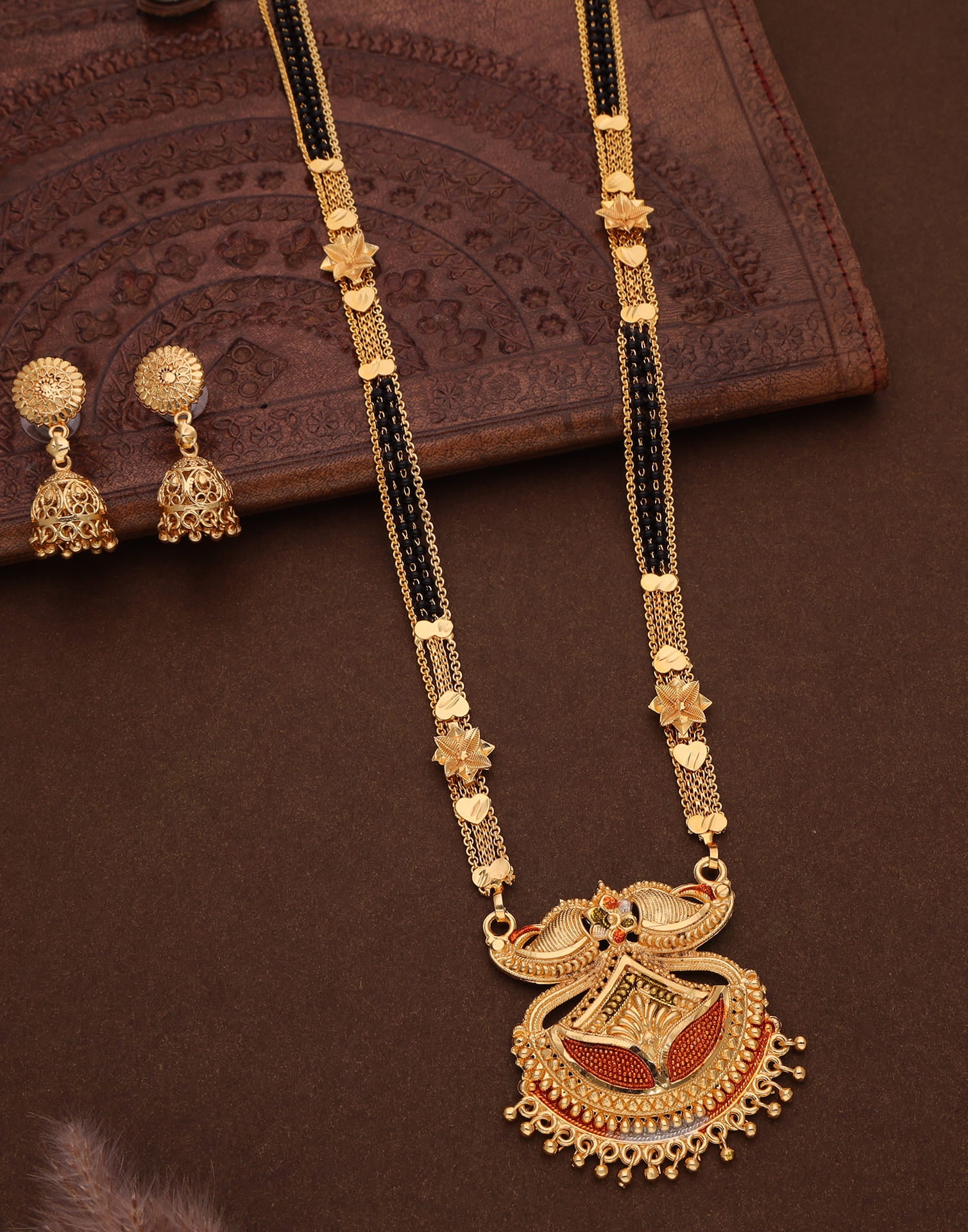 Gold Mangalsutra With Dangle Earring