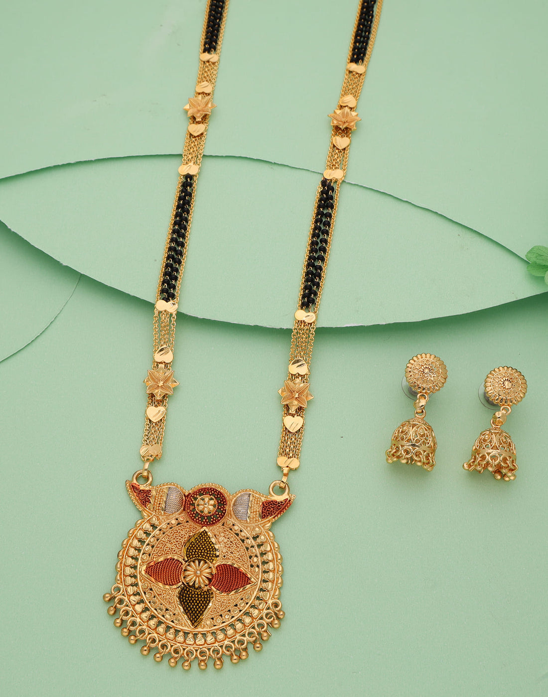 Gold Mangalsutra With Dangle Earring