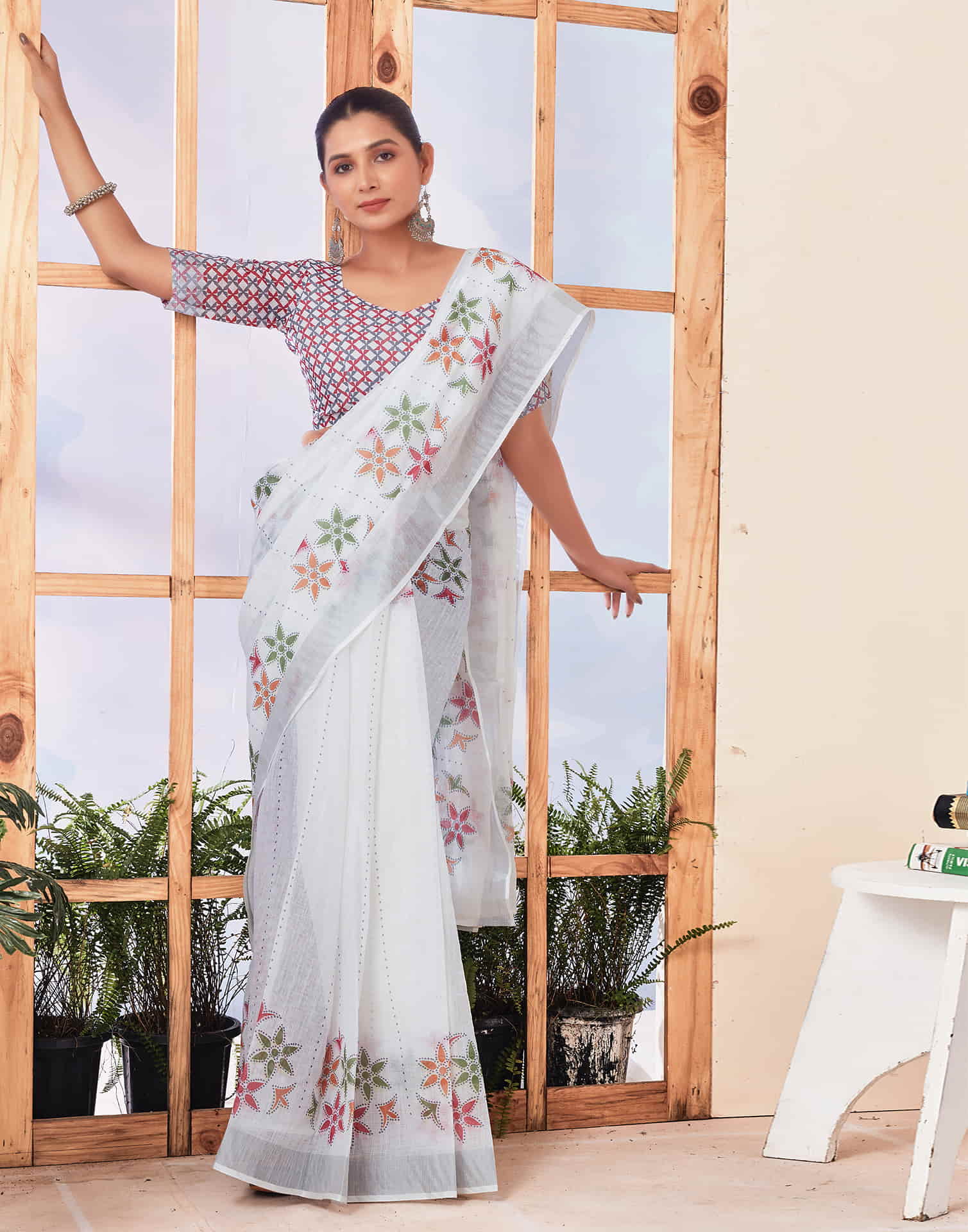 Ready To Wear White Printed Cotton Saree