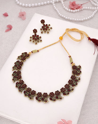 Maroon Gold Choker Necklace Set With Dangle Earring