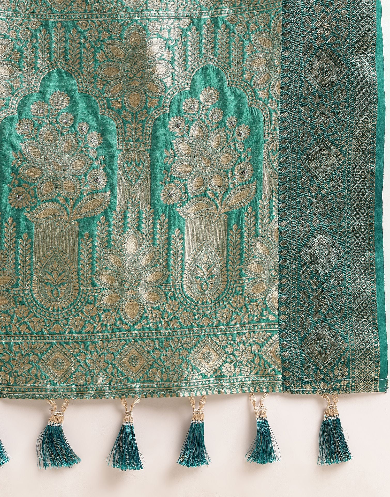 Rama Green Silk Banarasi Saree | Leemboodi