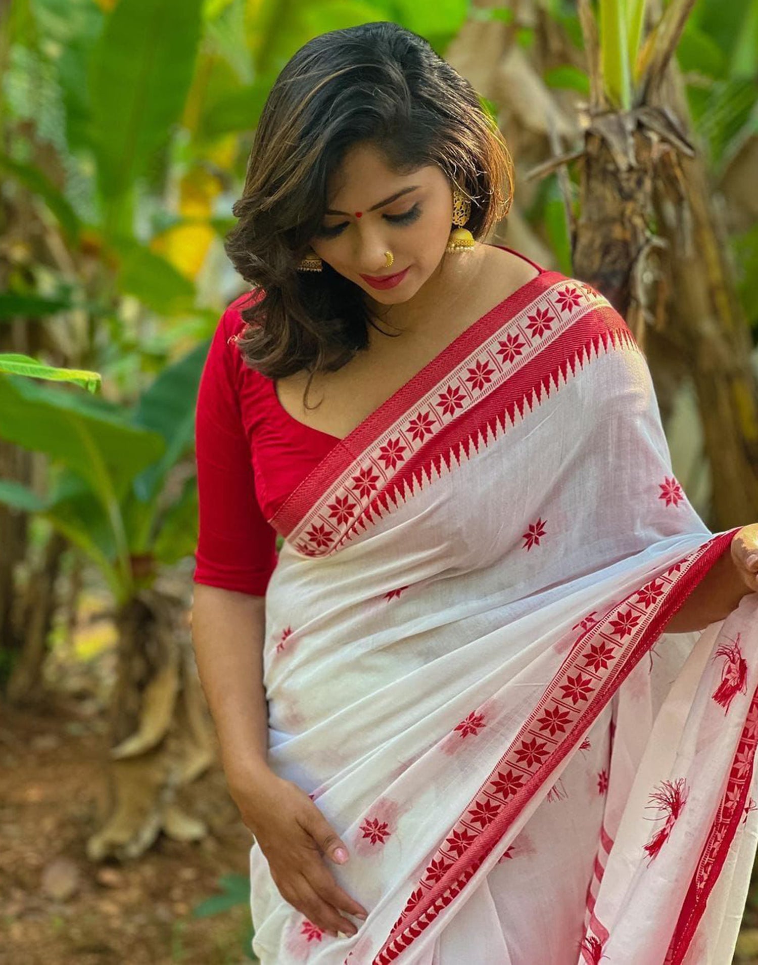 White Cotton Weaving Saree