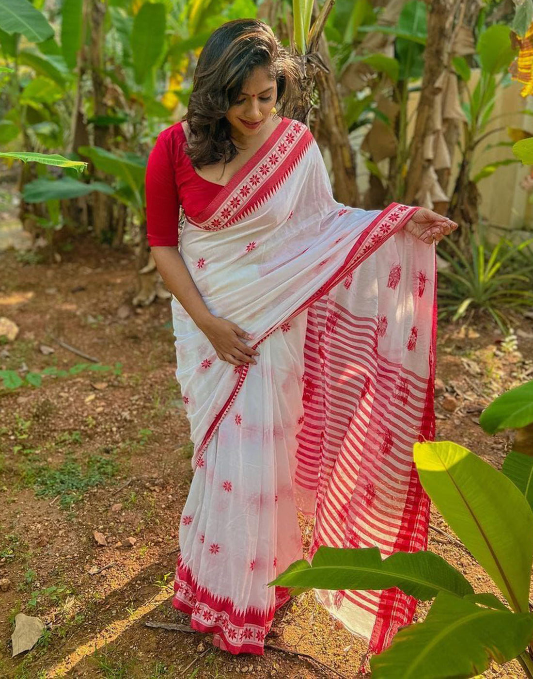 White Cotton Weaving Saree