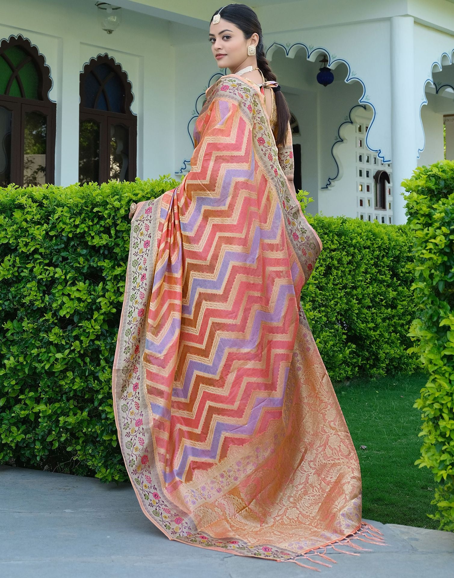 Pink Woven Banarasi Organza Saree | Leemboodi