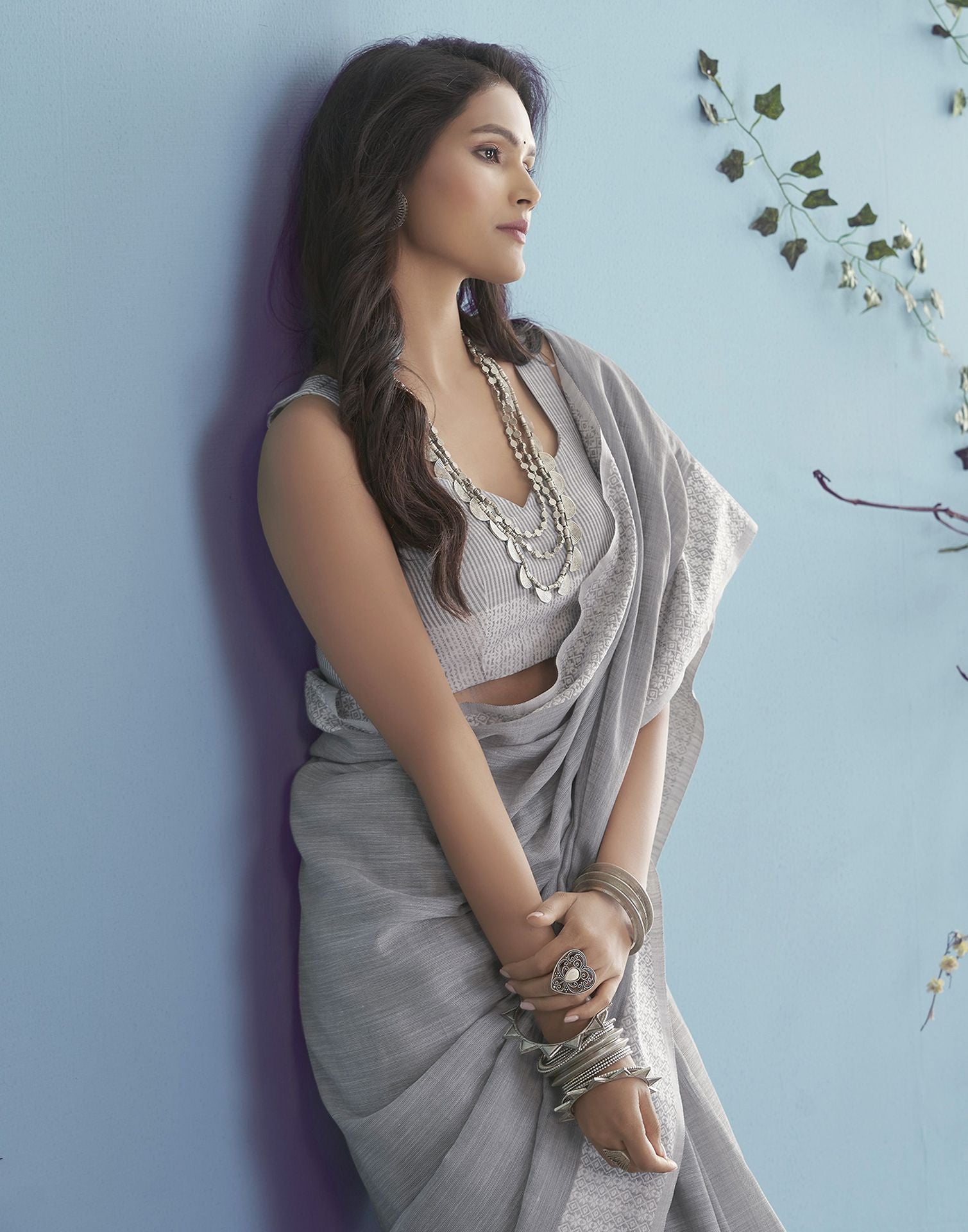 Grey Self Woven Plain Cotton Saree | Leemboodi