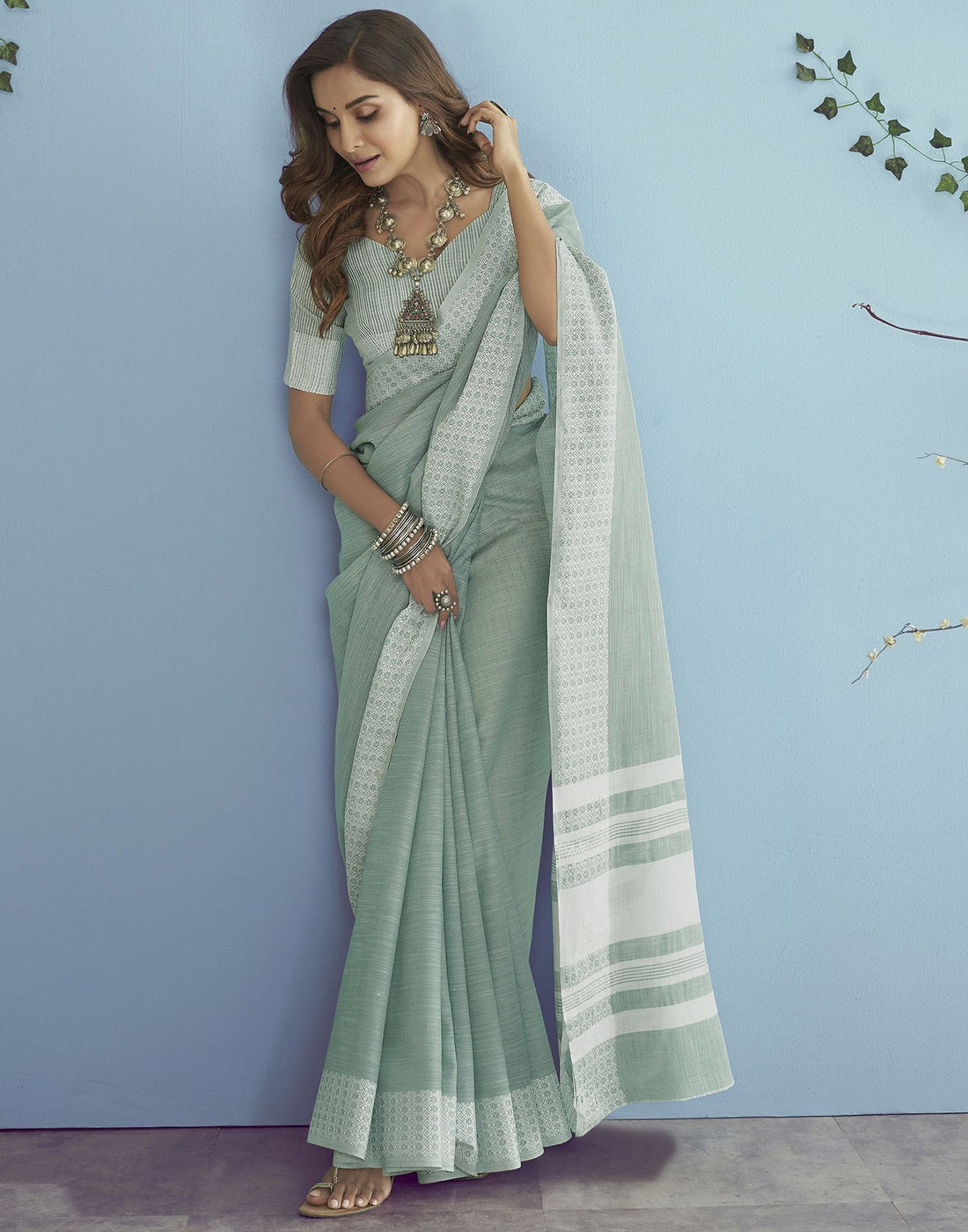 Light Green Self Woven Plain Cotton Saree | Leemboodi