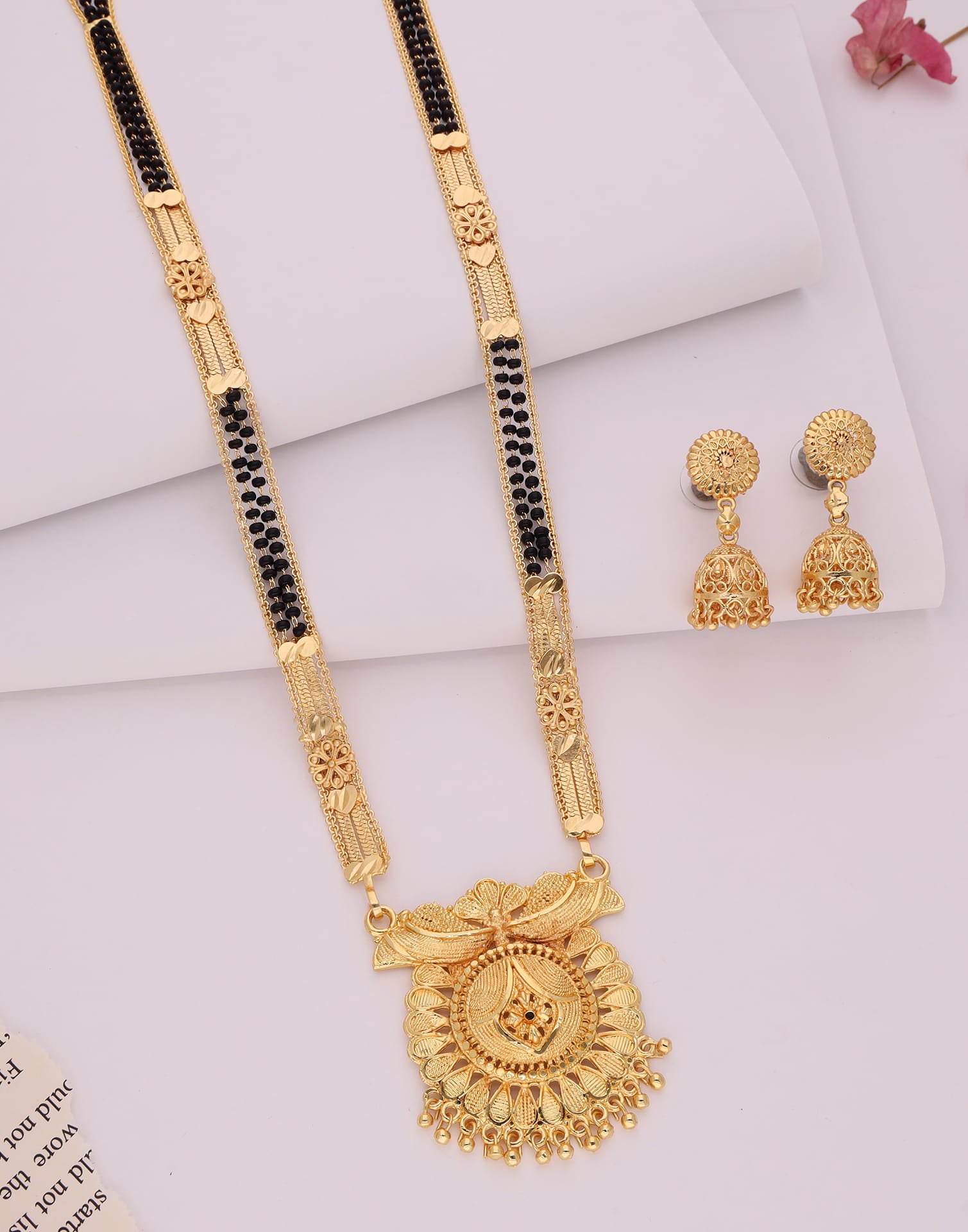 Gold Mangalsutra With Dangle Earring