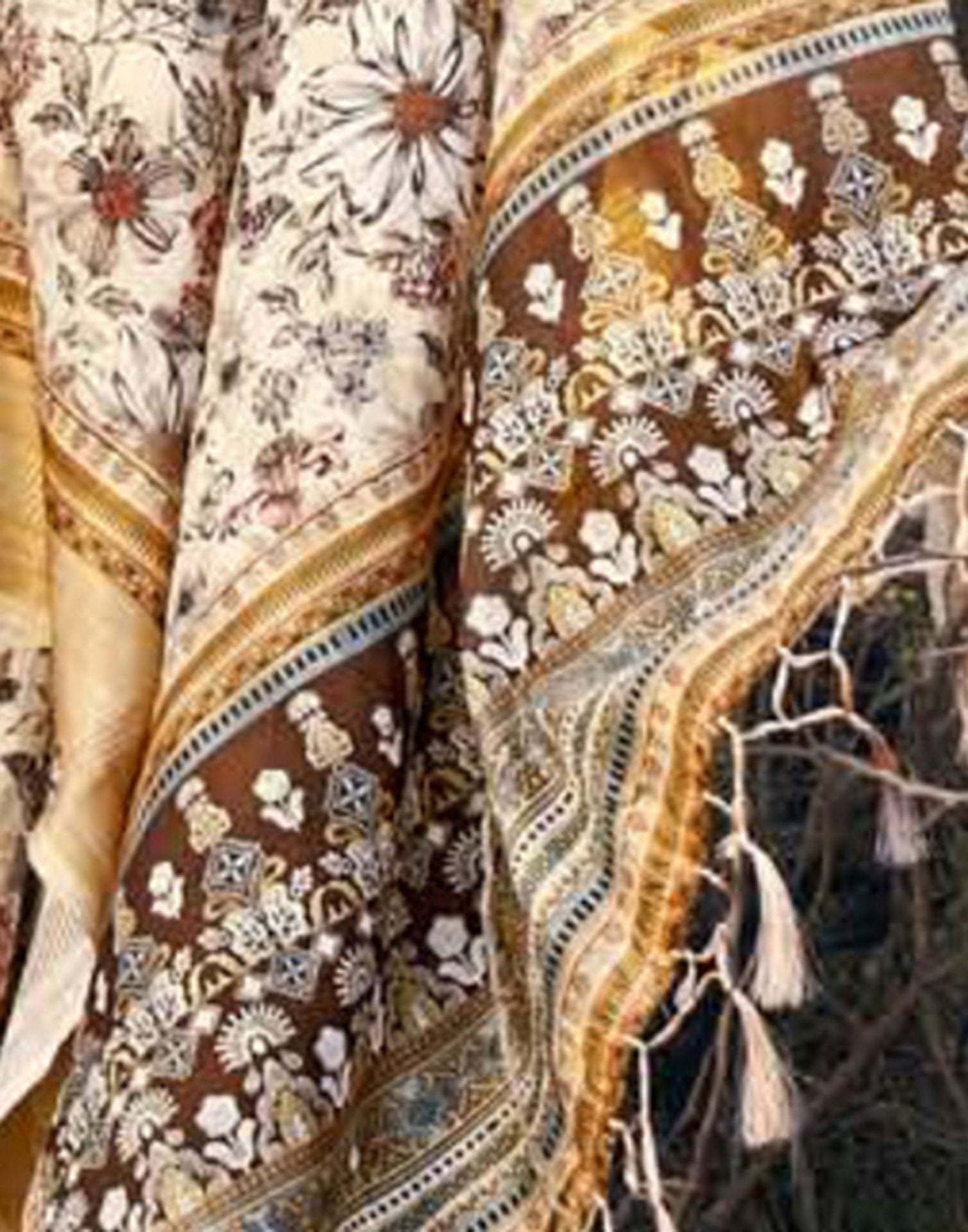 Cream Cotton Floral Printed Saree With Tassel | Leemboodi