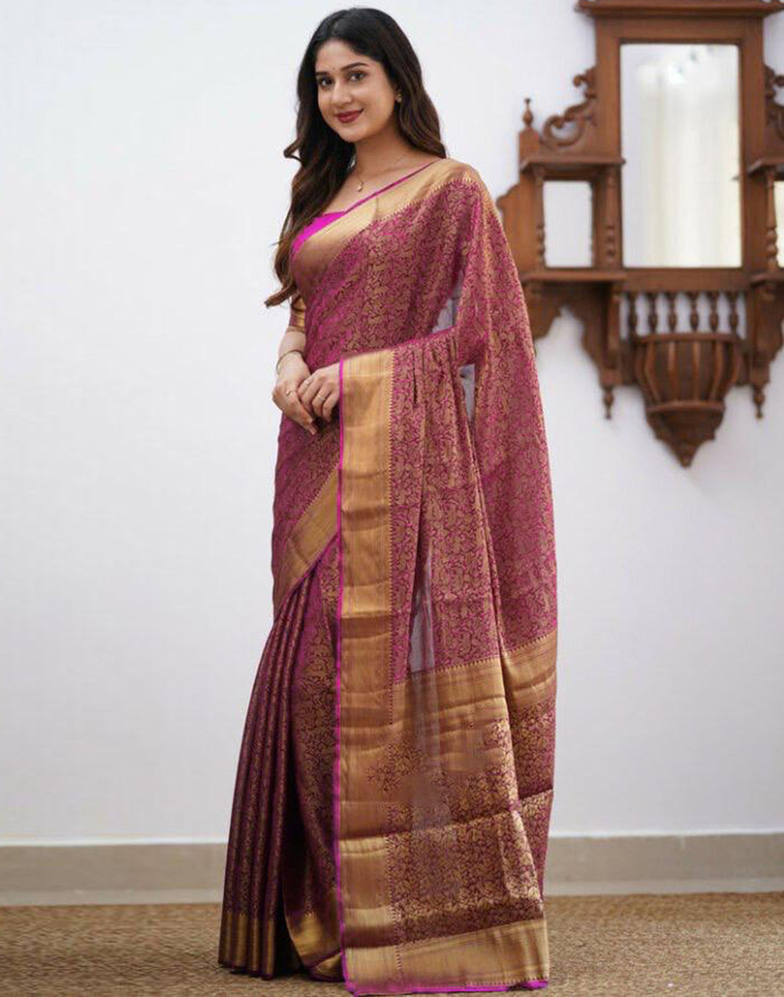 Pink Silk Weaving Saree