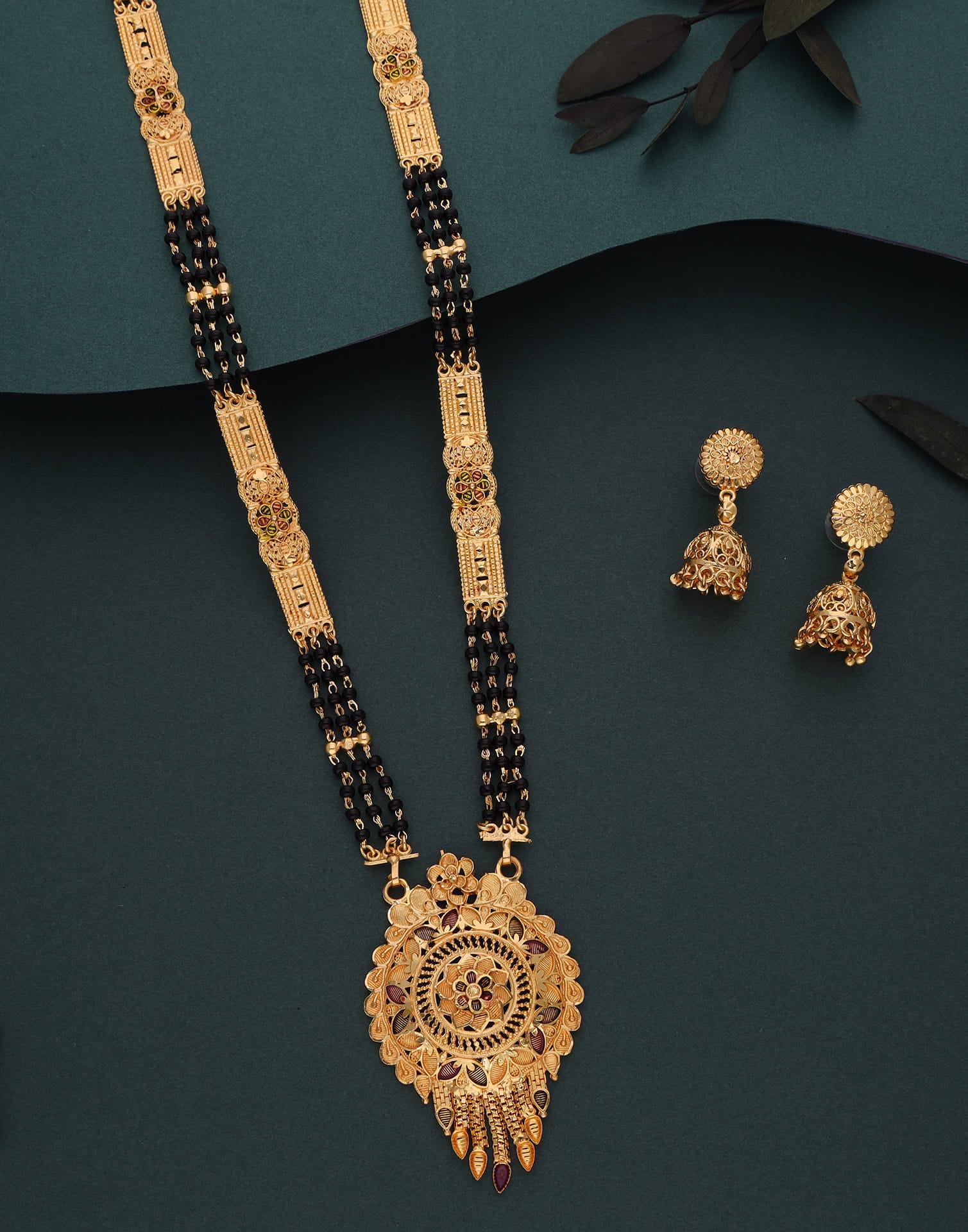 Gold Mangalsutra With Dangle Earring