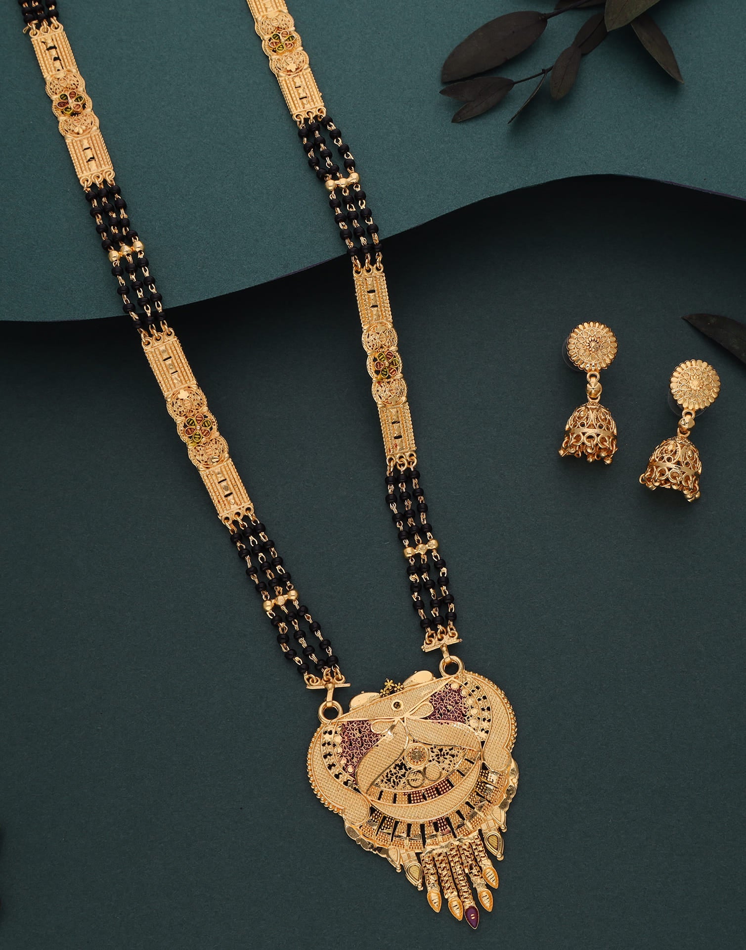 Gold Mangalsutra With Dangle Earring