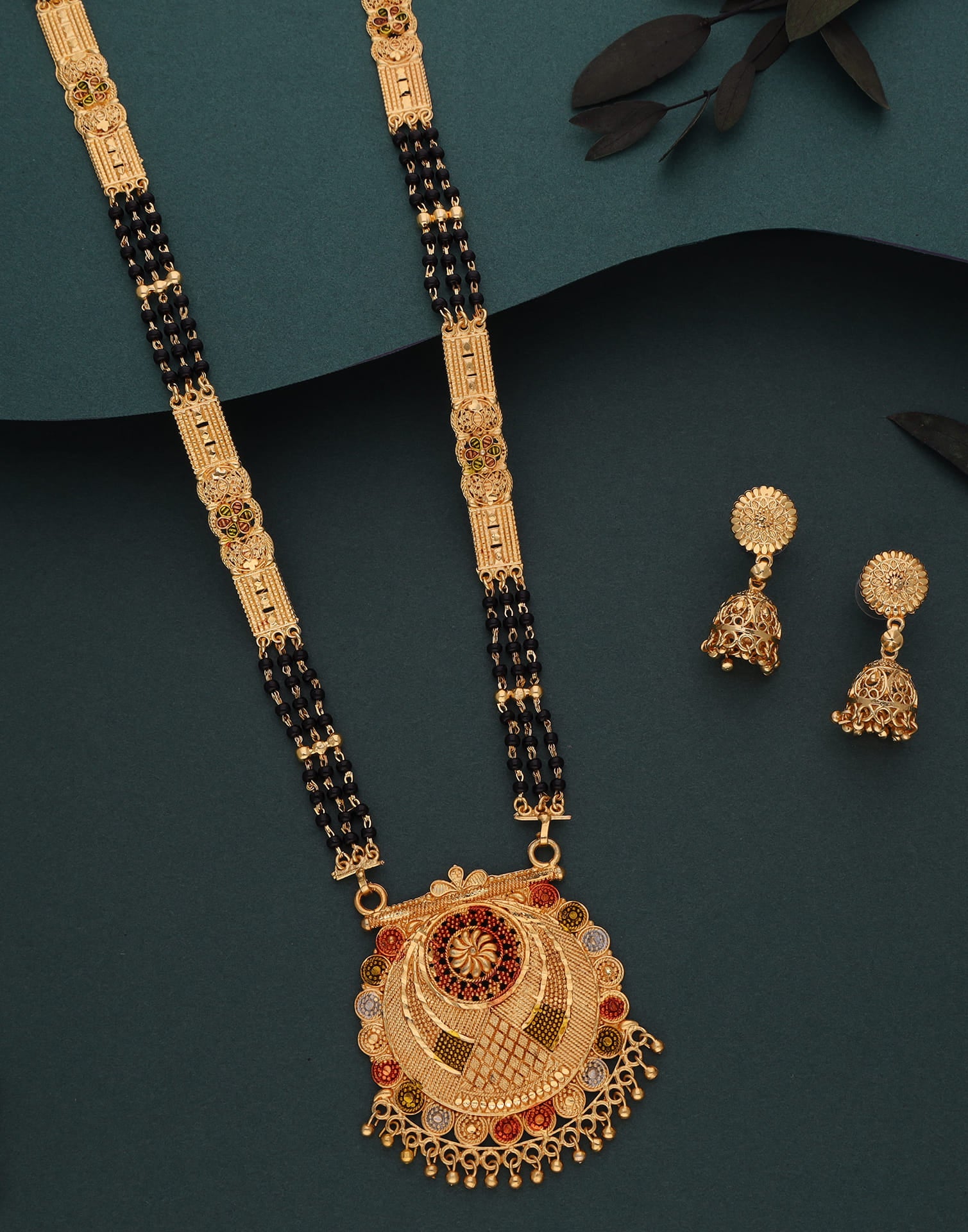 Gold Mangalsutra With Dangle Earring