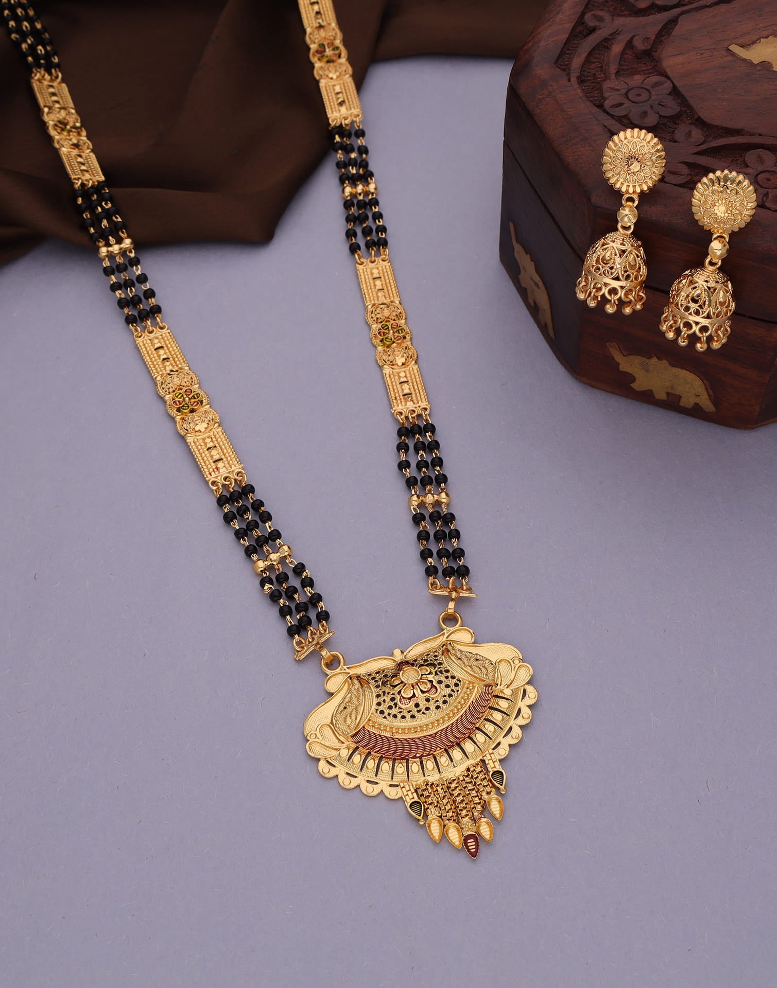 Gold Mangalsutra With Dangle Earring