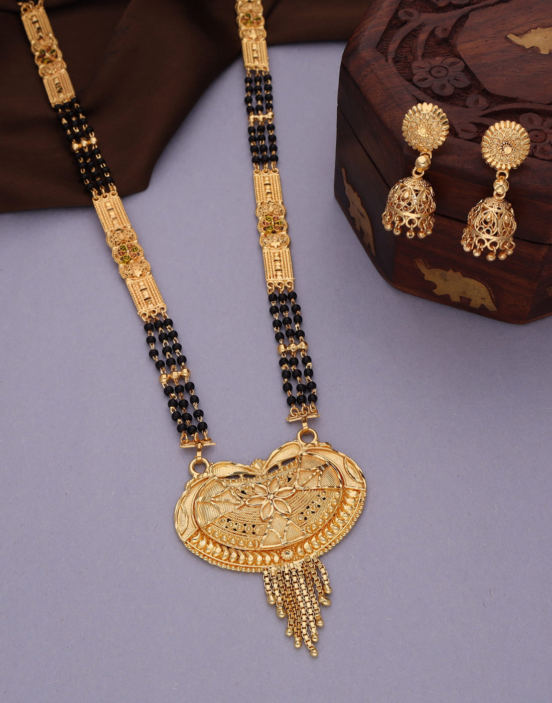 Gold Mangalsutra With Dangle Earring