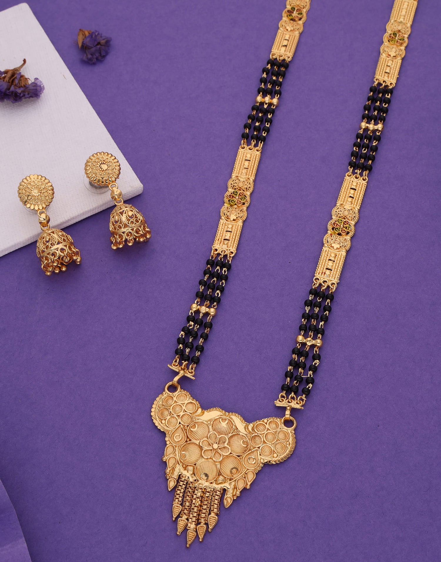 Gold Mangalsutra With Dangle Earring