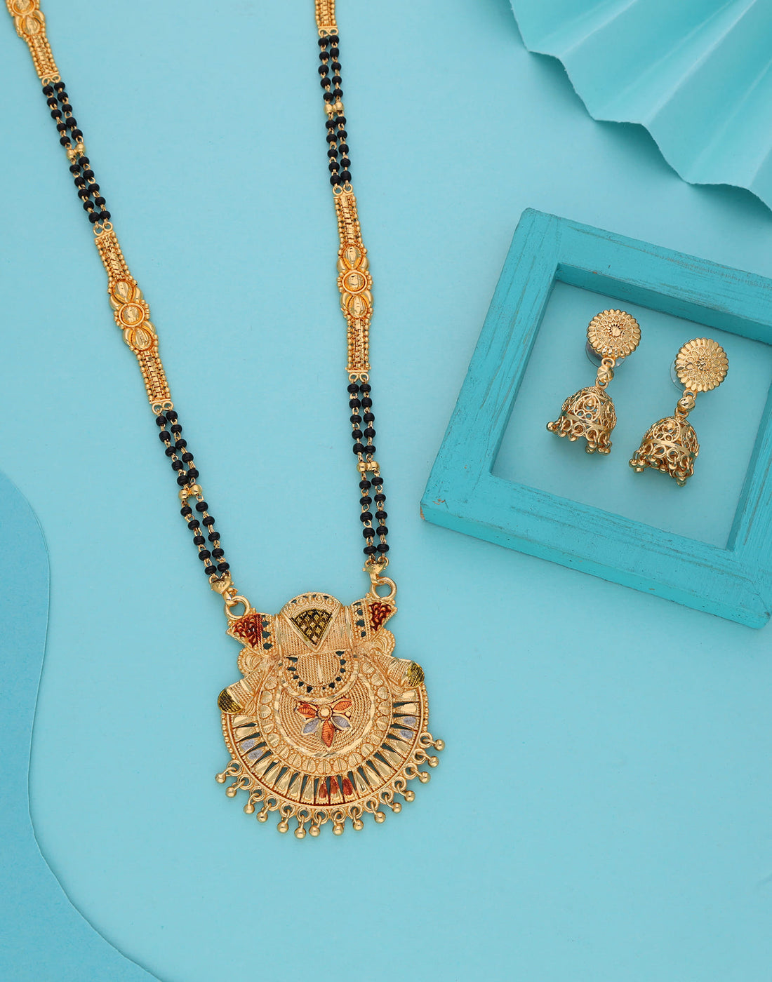 Gold Mangalsutra With Dangle Earring