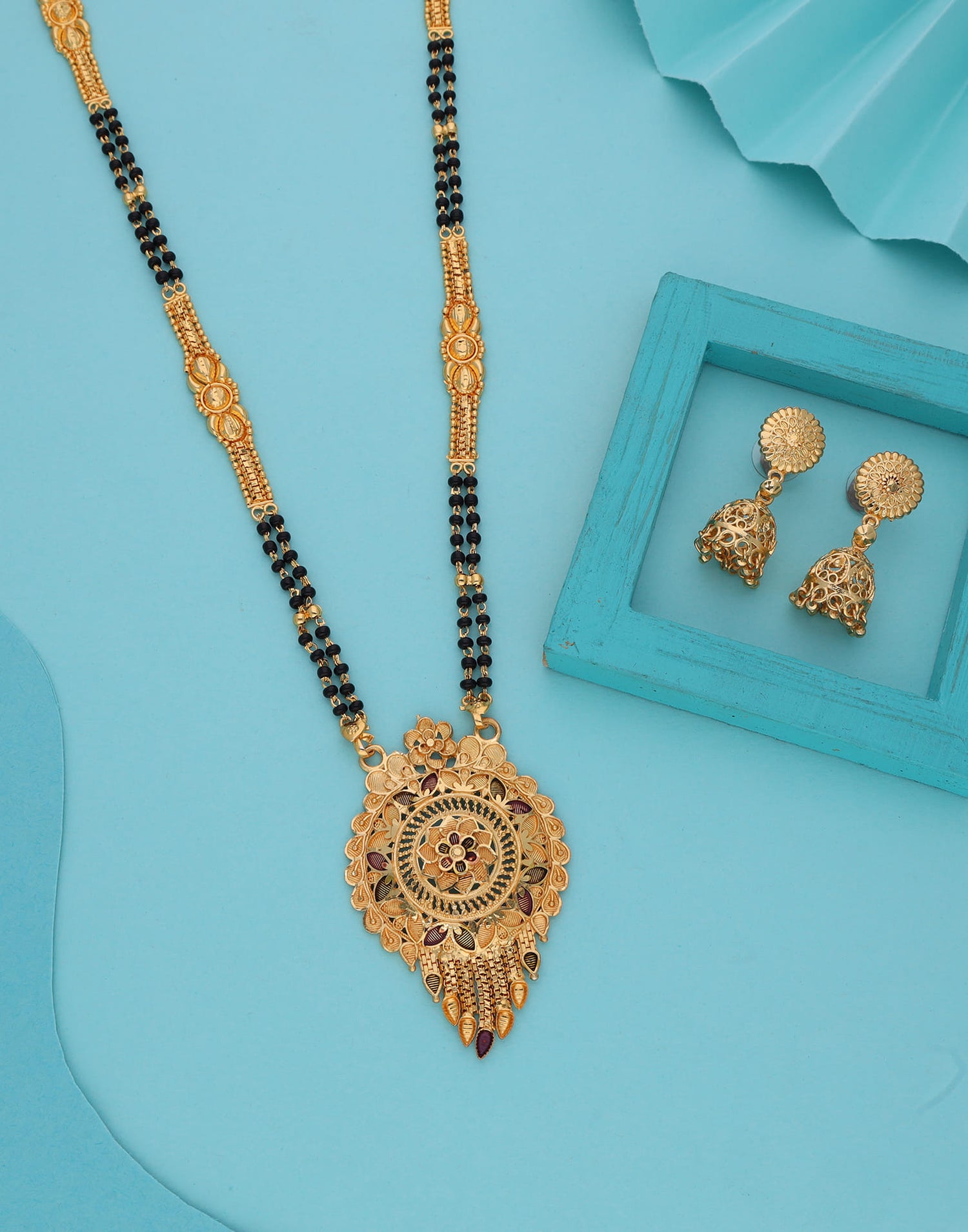 Gold Mangalsutra With Dangle Earring