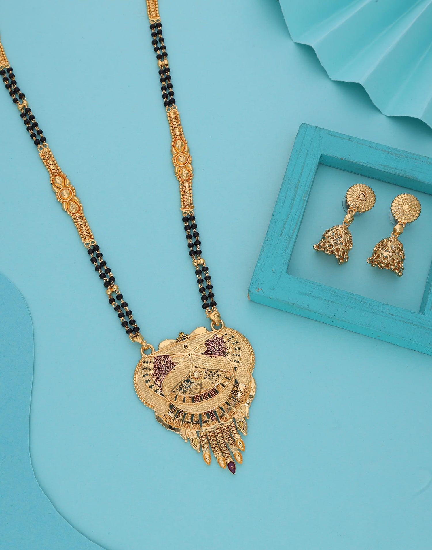 Gold Mangalsutra With Dangle Earring